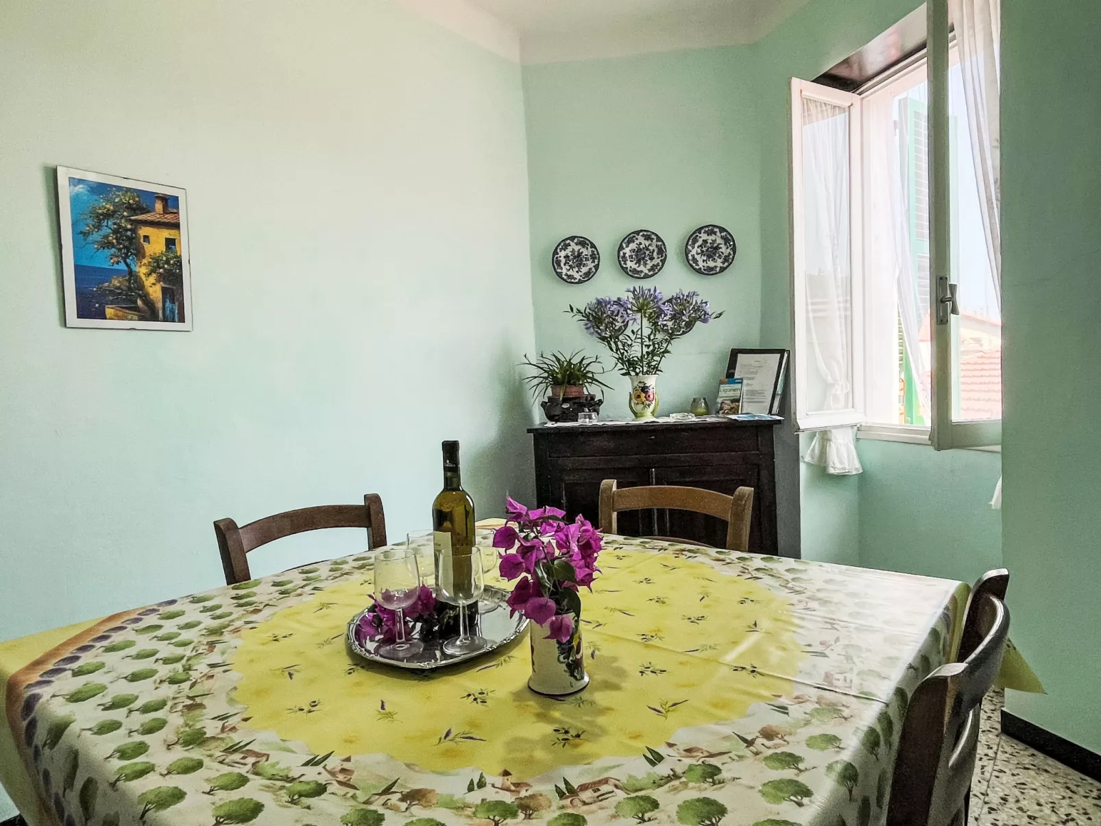 Marisa (DOL126)-Dedans