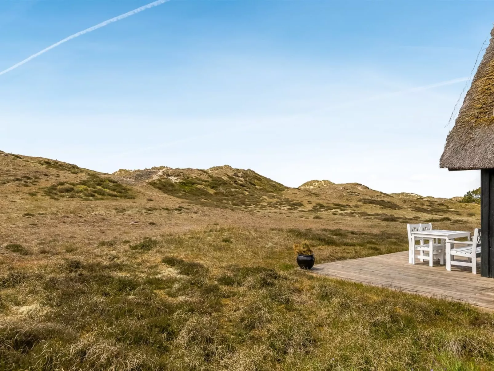 "Larsen" - 900m from the sea-Outside