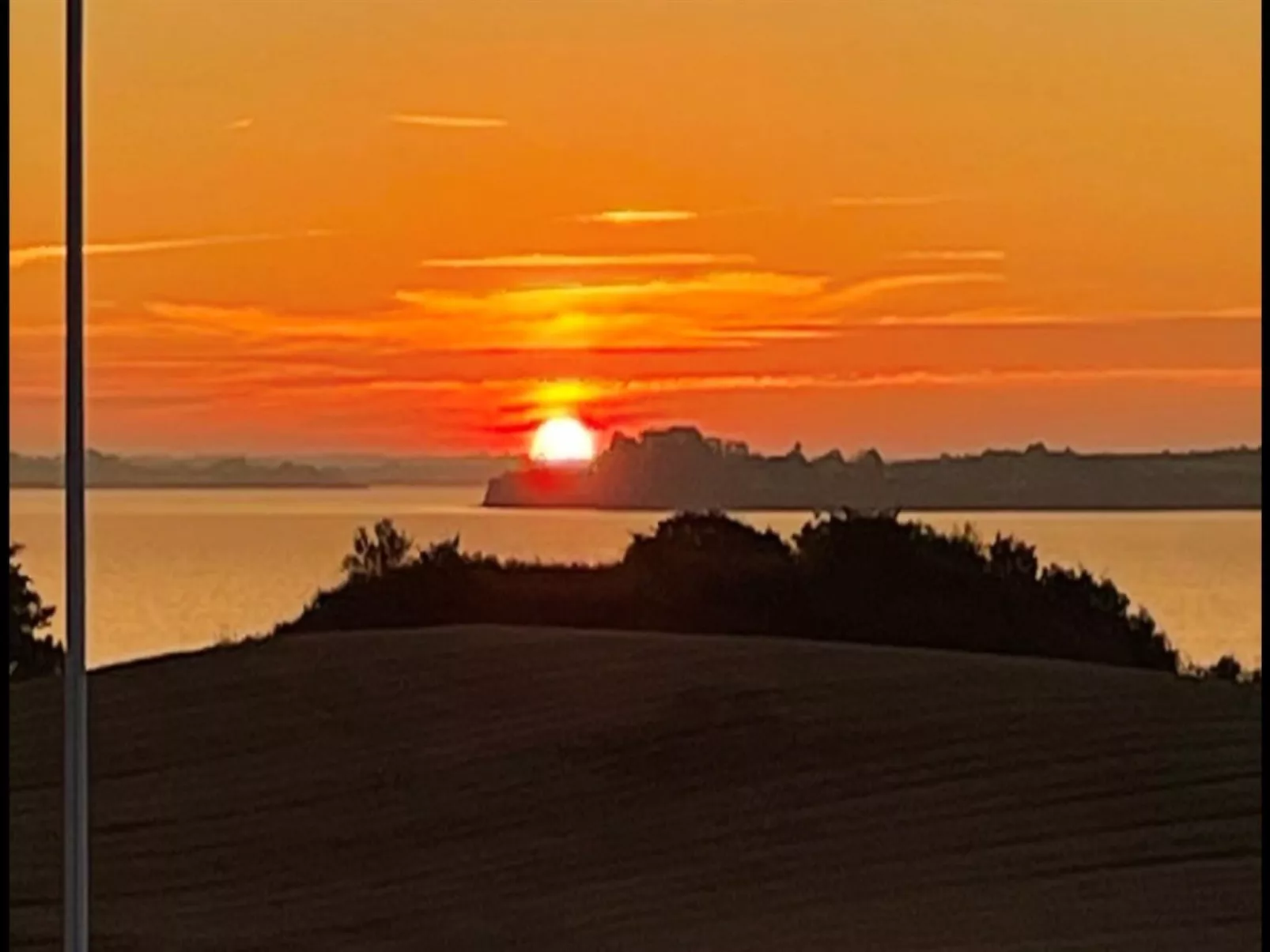 "Axeln" - 300m to the fjord-Outside