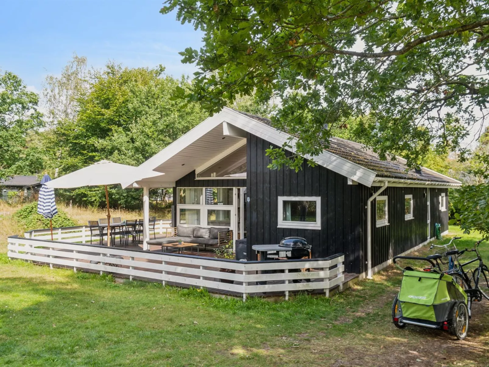 "Amola" - 1.6km from the sea-Outside