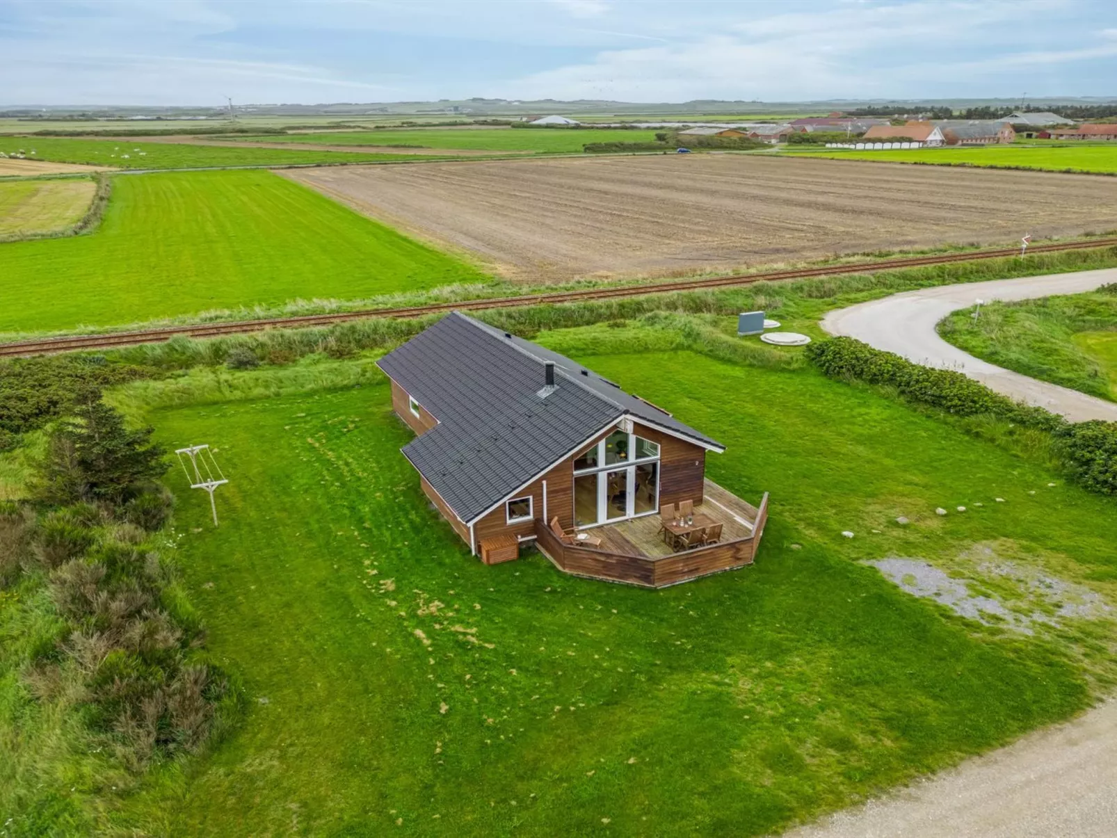 "Erland" - 500m from the sea-Outside