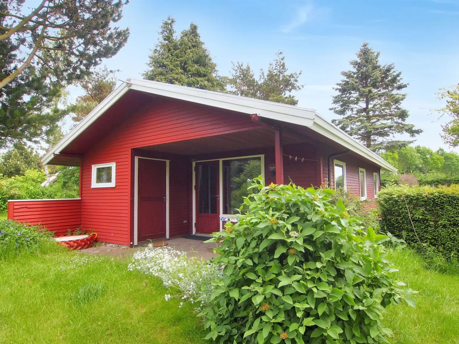 "Thing" - 200m from the sea-Outside