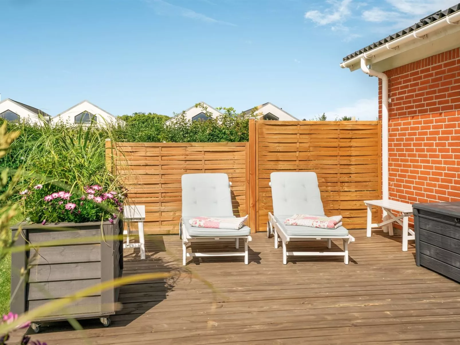 "Swipdagh" - 600m from the sea-Outside