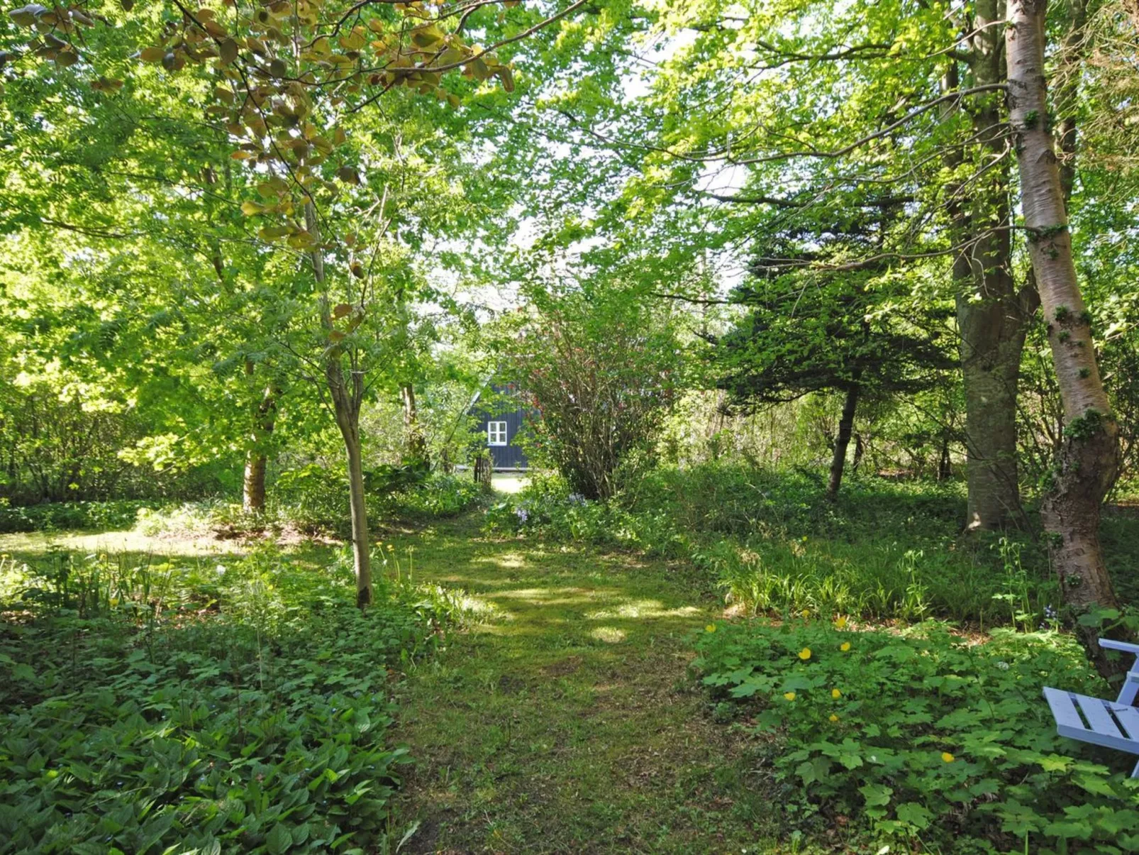 "Mandana" - 10km to the fjord-Outside