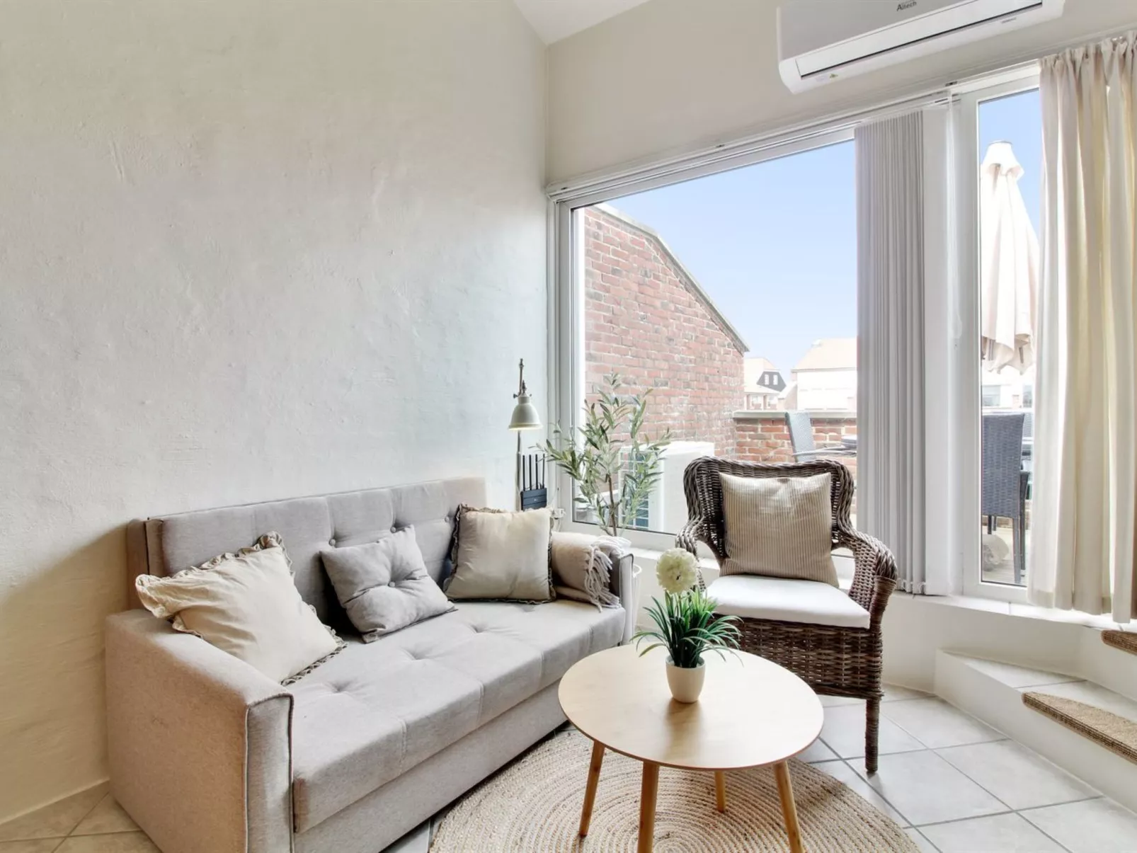 "Ulpu" - 500m from the sea-Inside