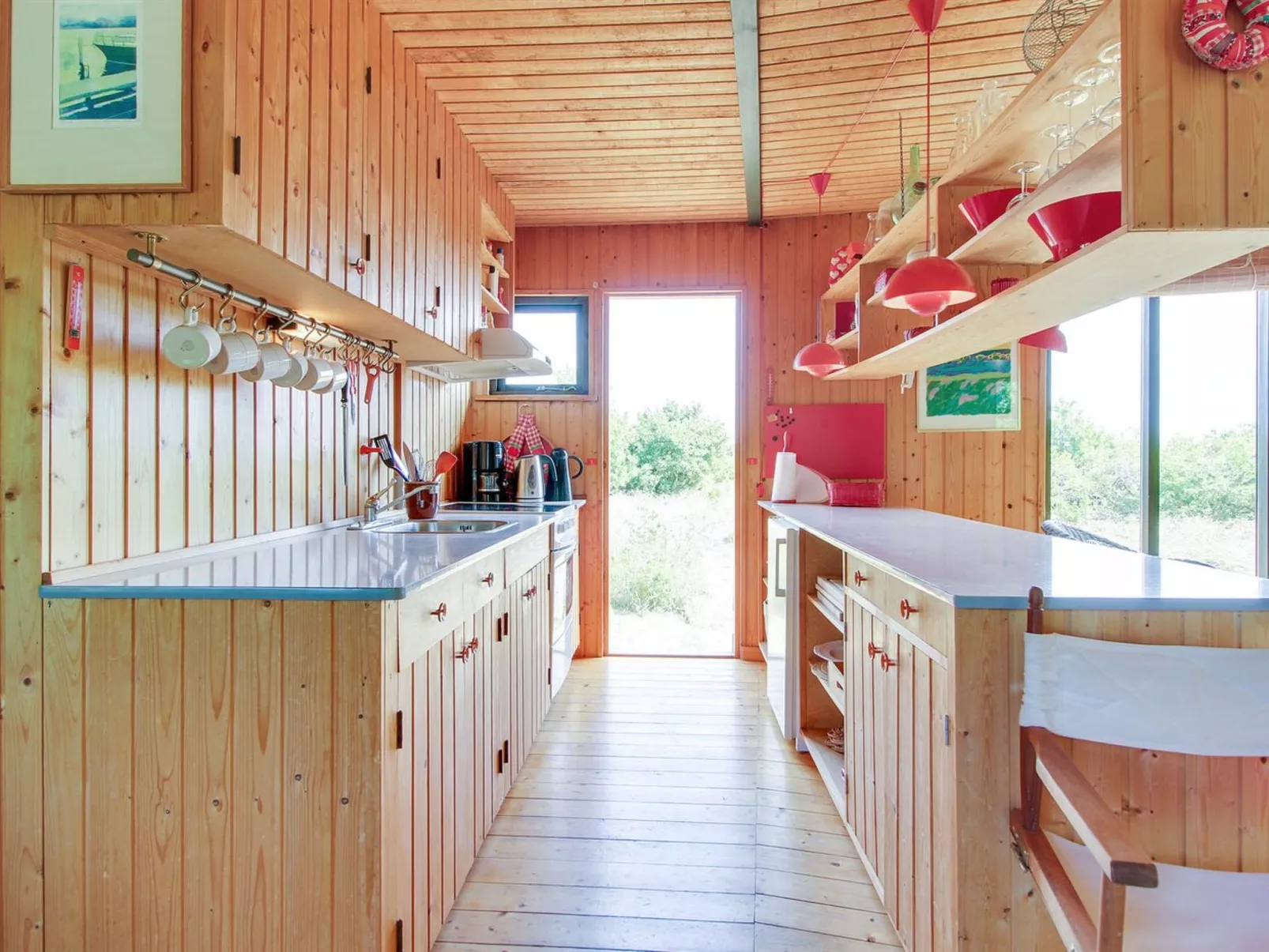 "Bryndis" - 300m from the sea-Inside