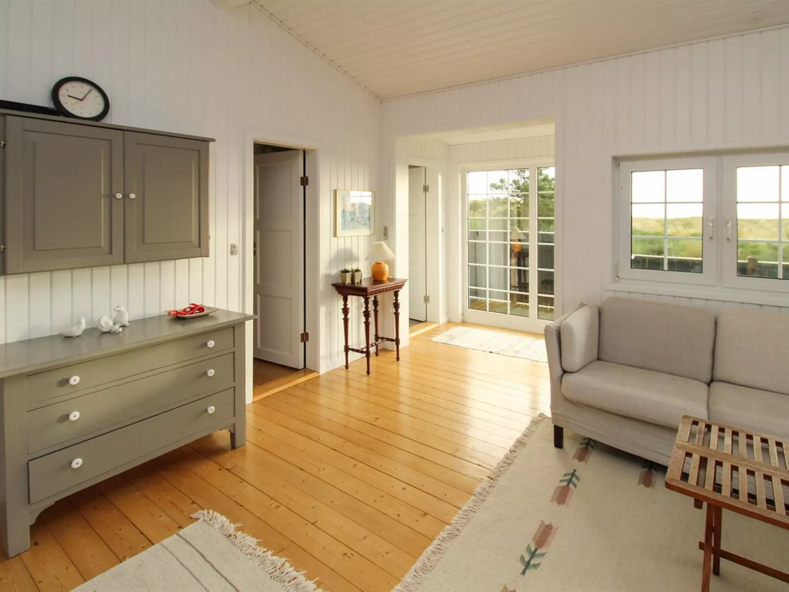 "Jenson" - 75m from the sea-Inside