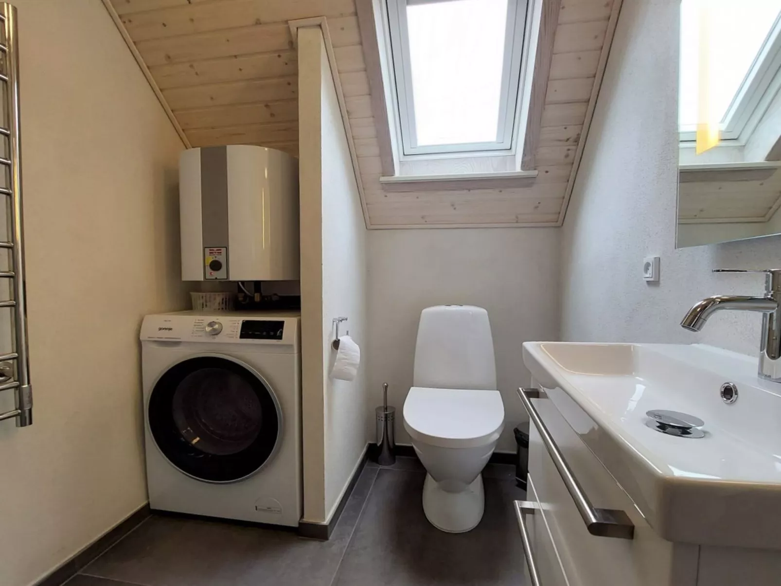 "Armelle" -  from the sea-Dedans