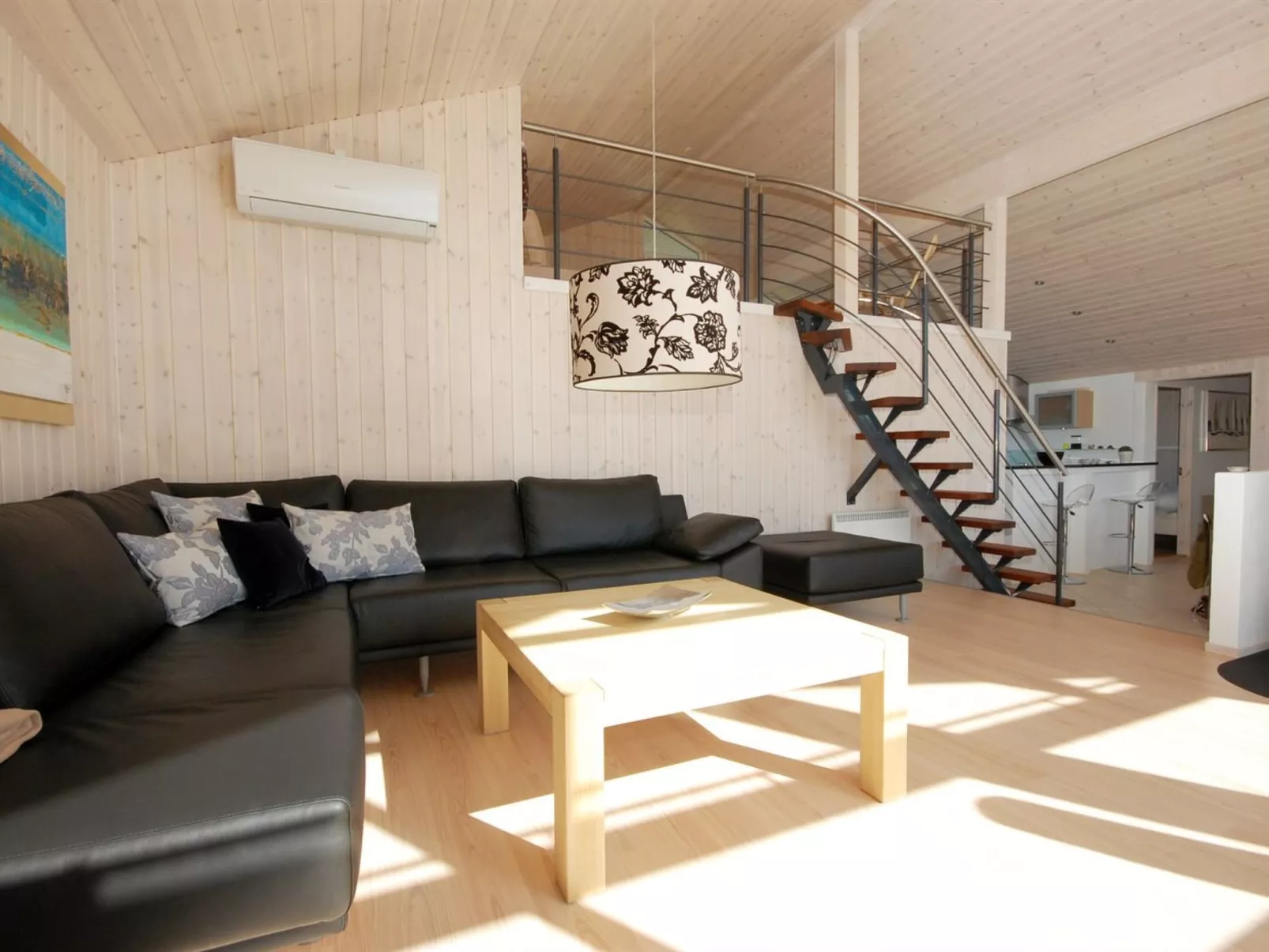 "Ung" - 150m from the sea-Inside