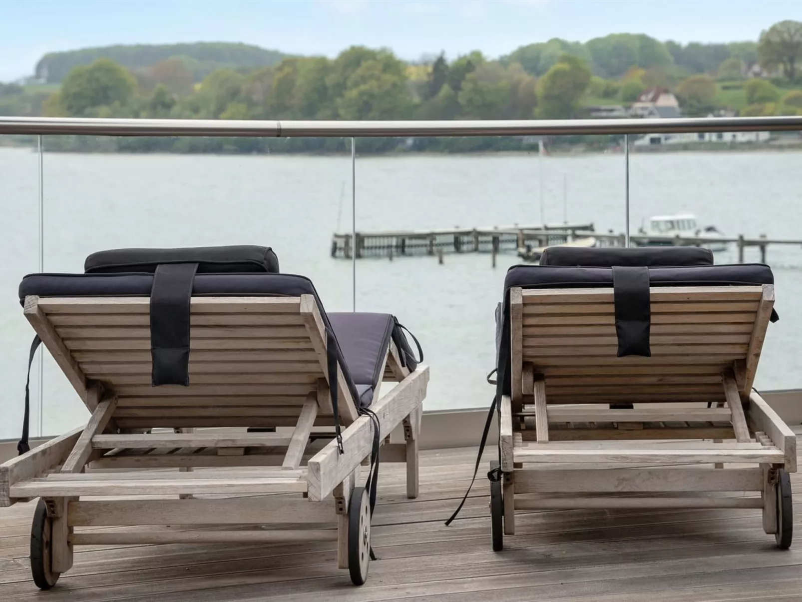 "Florinda" - 10m from the sea-Outside