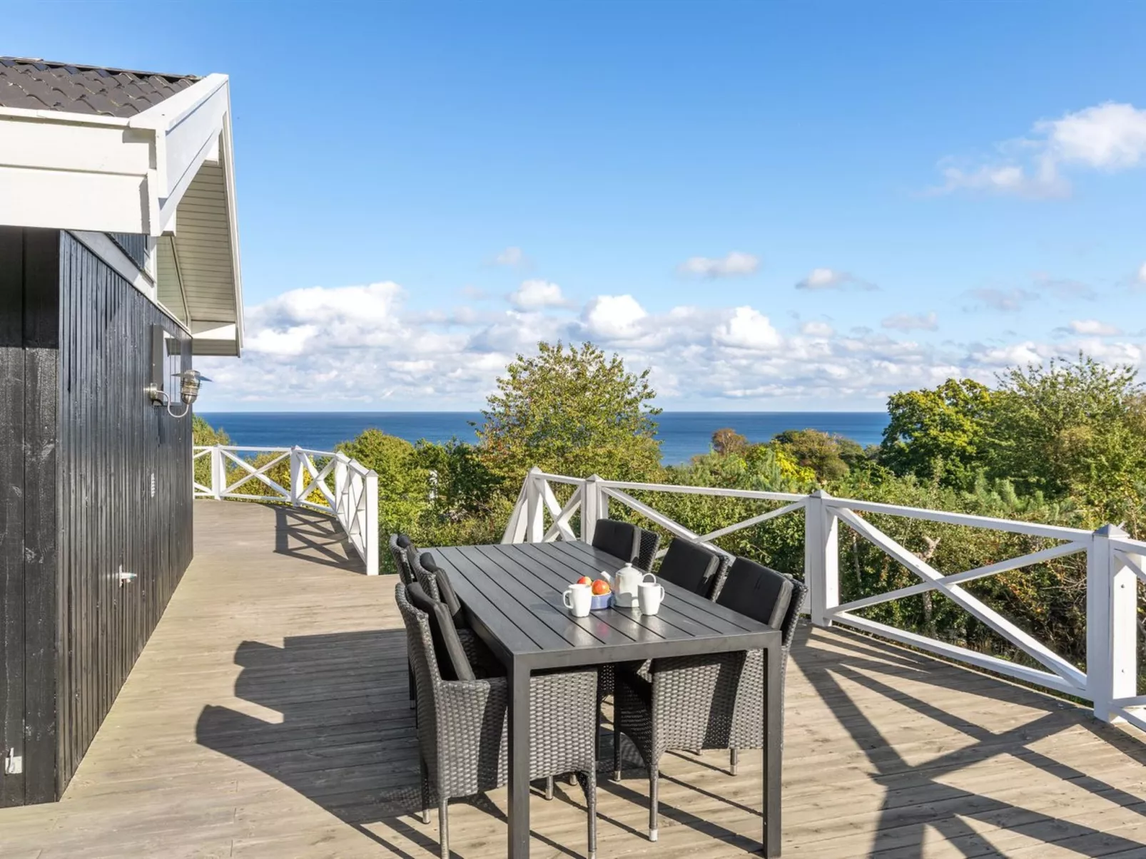 "Tjelle" - 300m from the sea-Outside