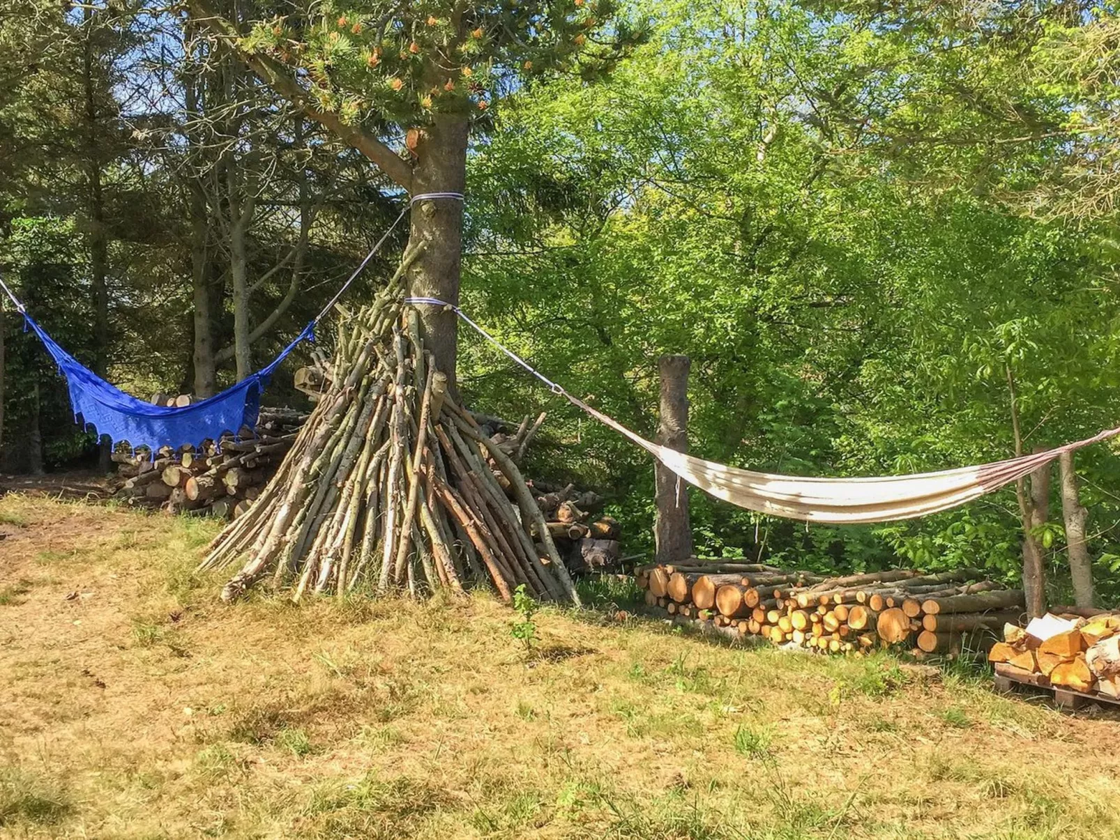 "Ilva" - 300m to the fjord-Outside