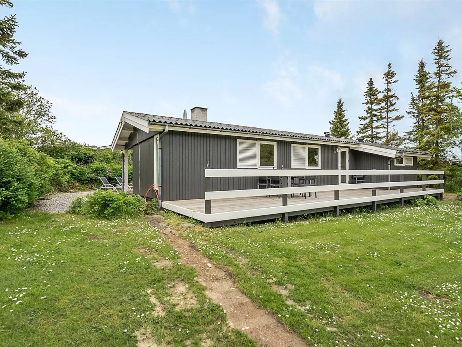 "Jenny" - 140m from the sea-Outside