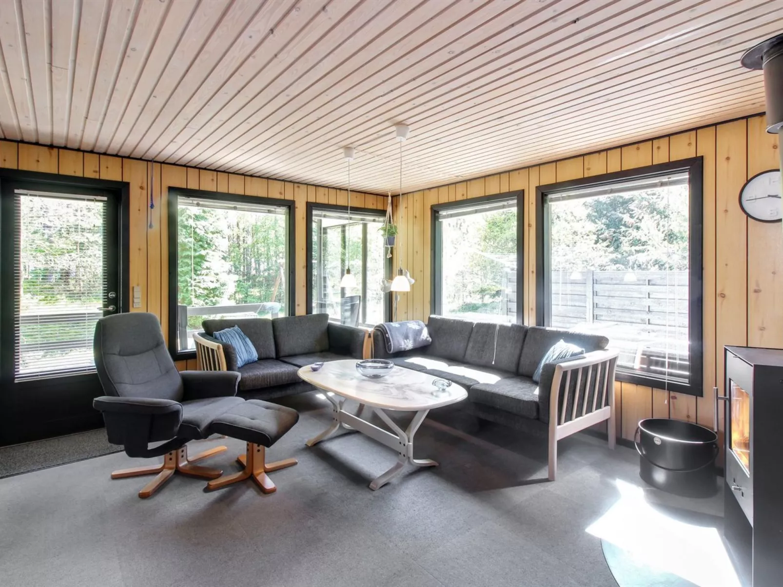 "Eeske" - 800m from the sea-Inside