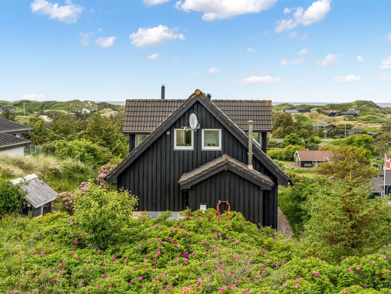 "Skamhals" - 700m from the sea-Outside