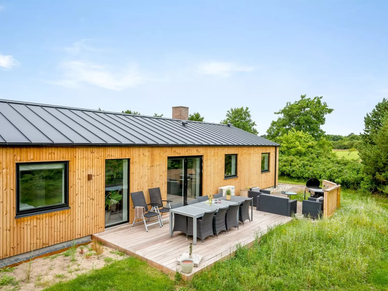 "Gunny" - 500m to the fjord-Draußen