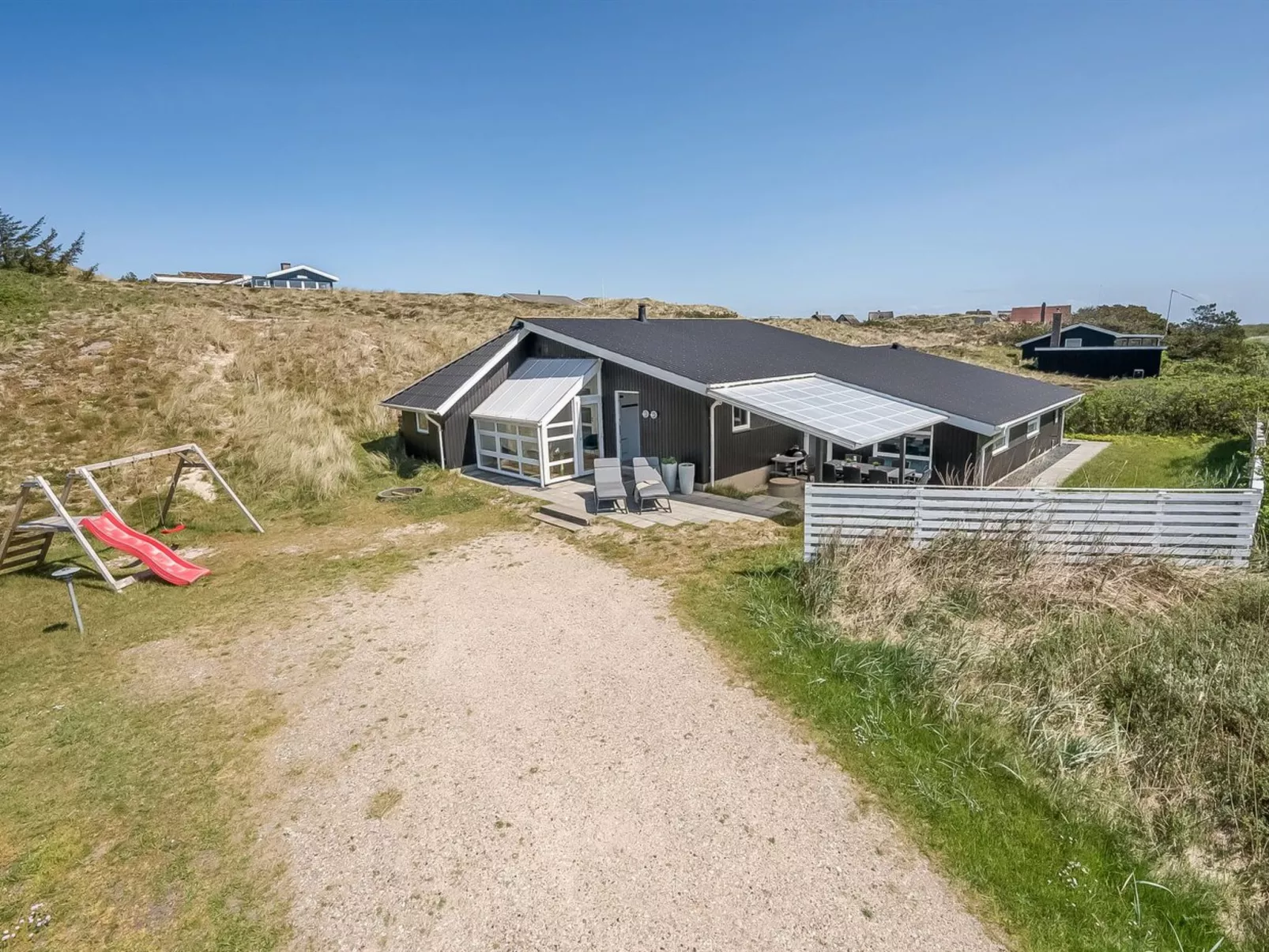 "Saku" - 495m to the fjord-Draußen