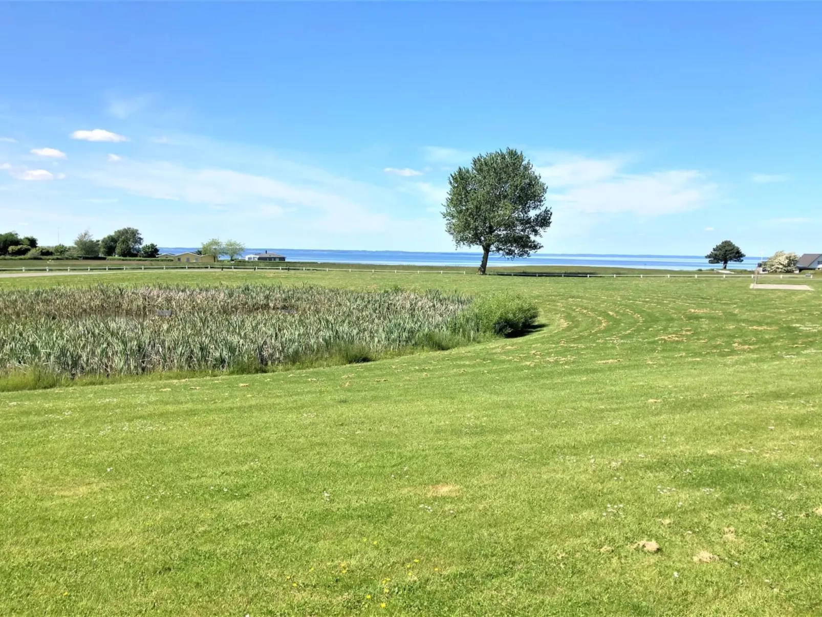 "Arwin" - 250m from the sea-Dehors