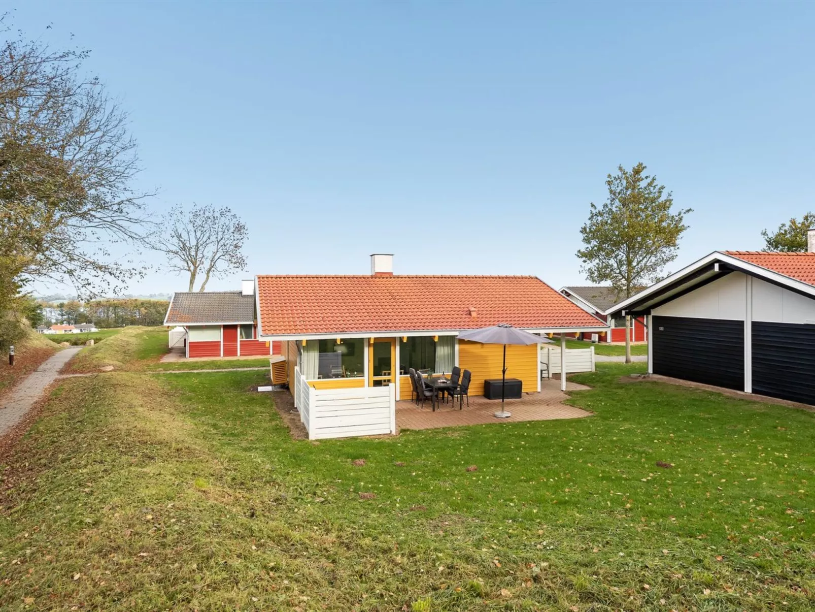 "Boris" - 500m from the sea-Draußen