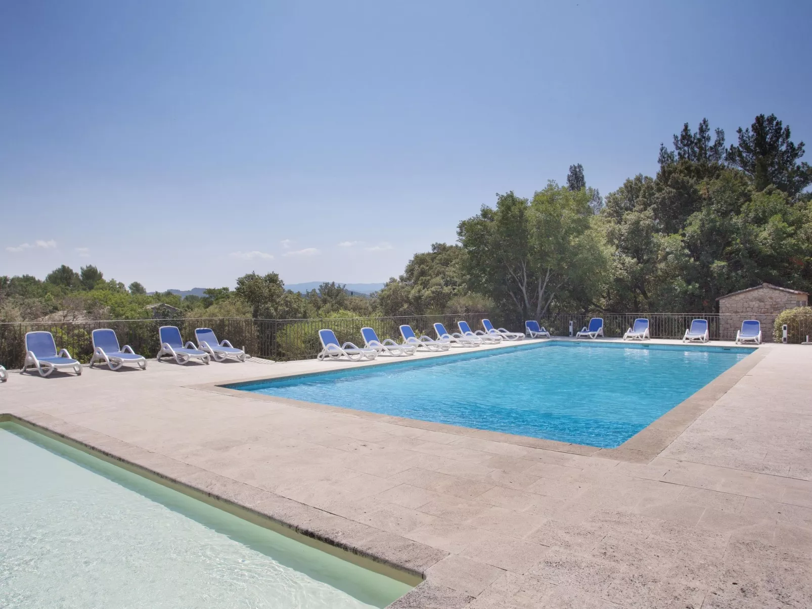 Odalys Référence La Bastide des Chênes-Draußen