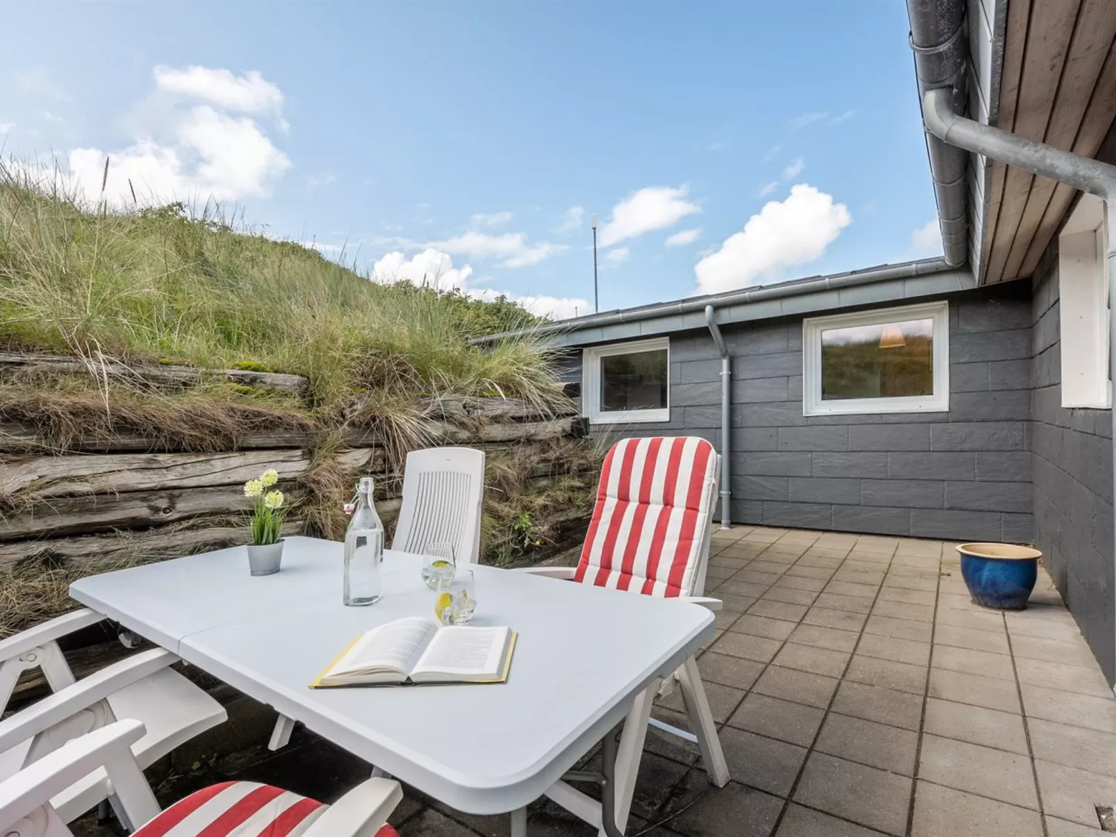 "Jess" -  from the sea-Outside