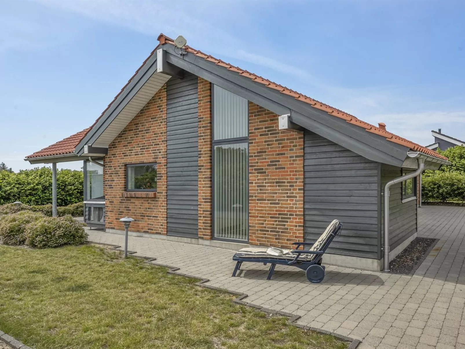 "Donka" - 300m to the fjord-Draußen