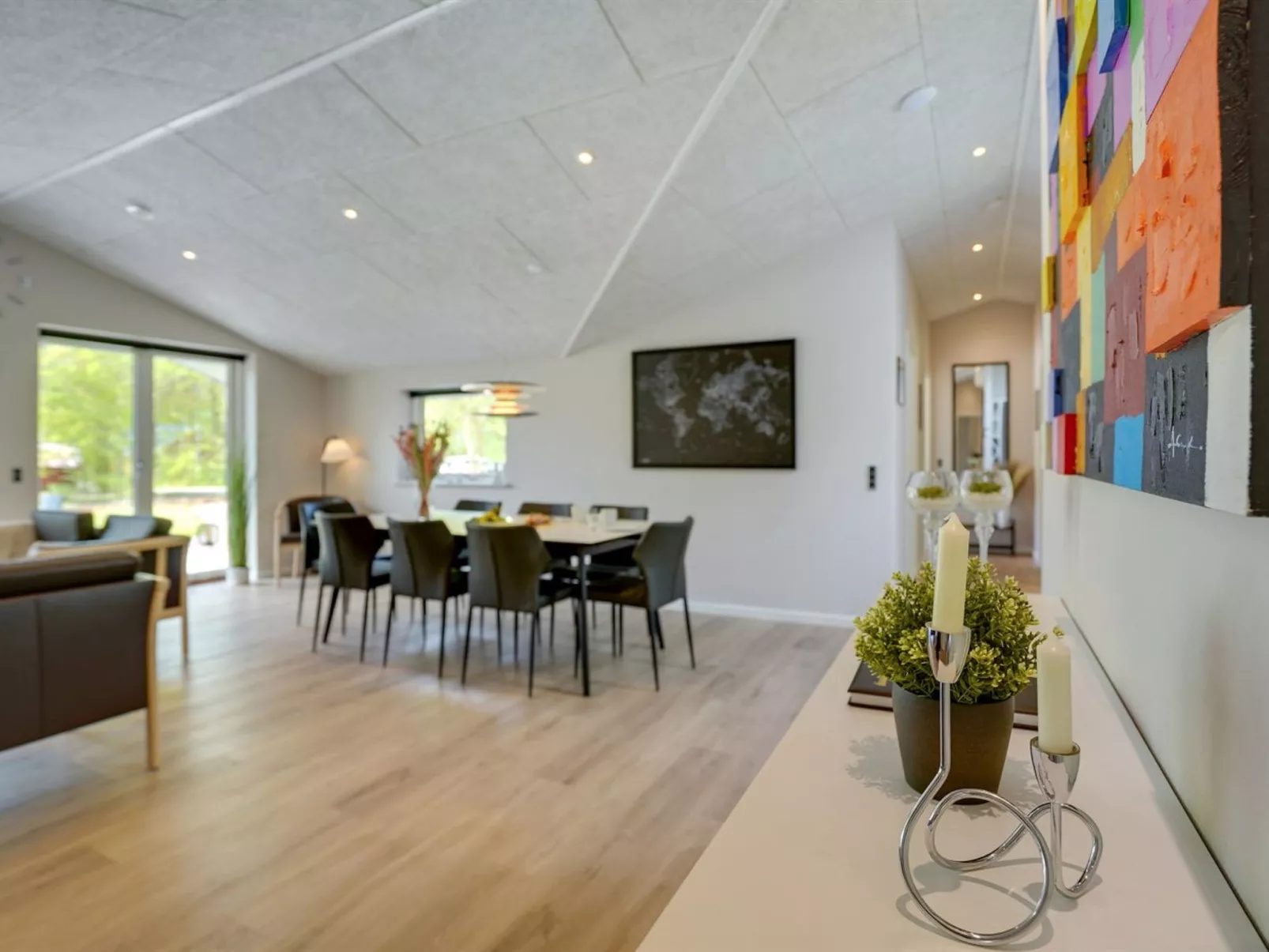 "Eylar" - 28km from the sea-Dedans