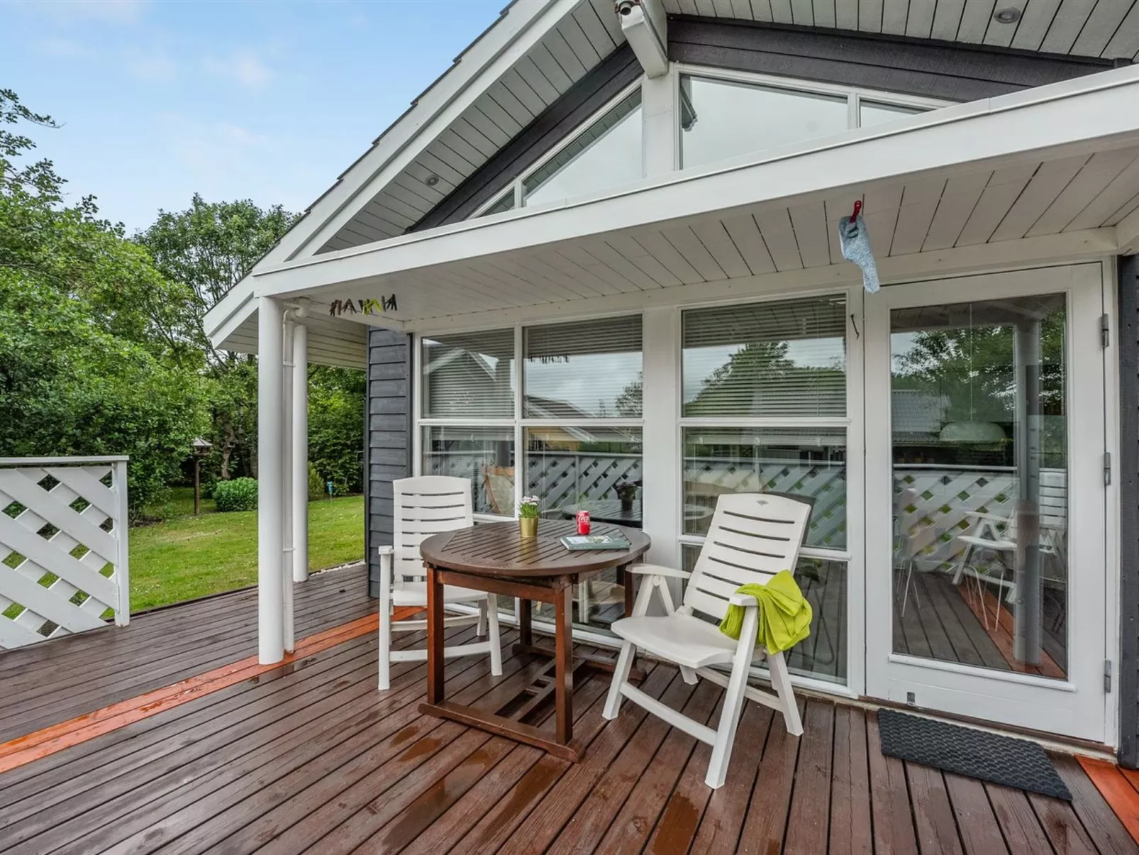 "Yara" - 1km to the fjord-Outside