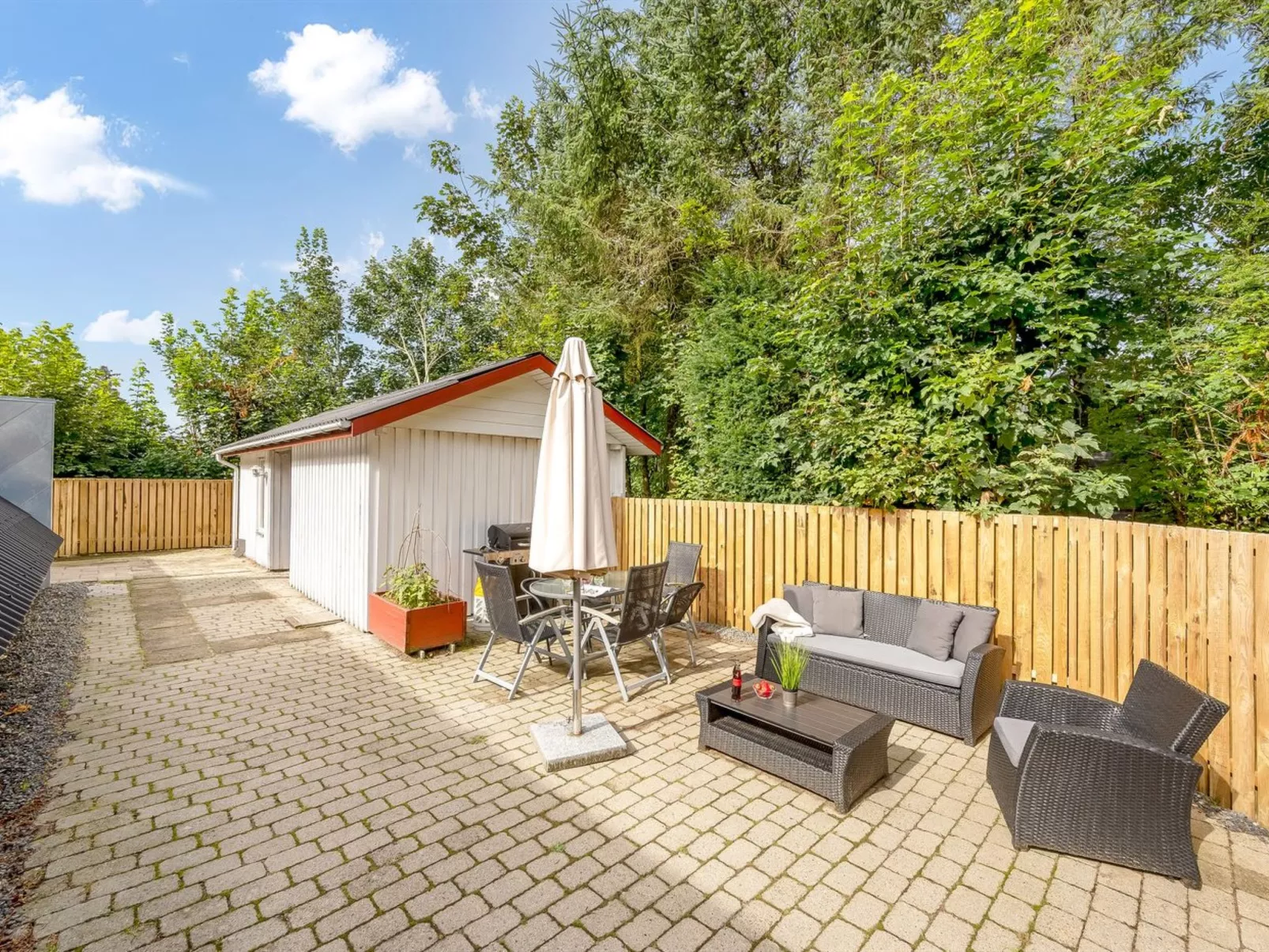 "Dorthe" - 300m to the fjord-Outside