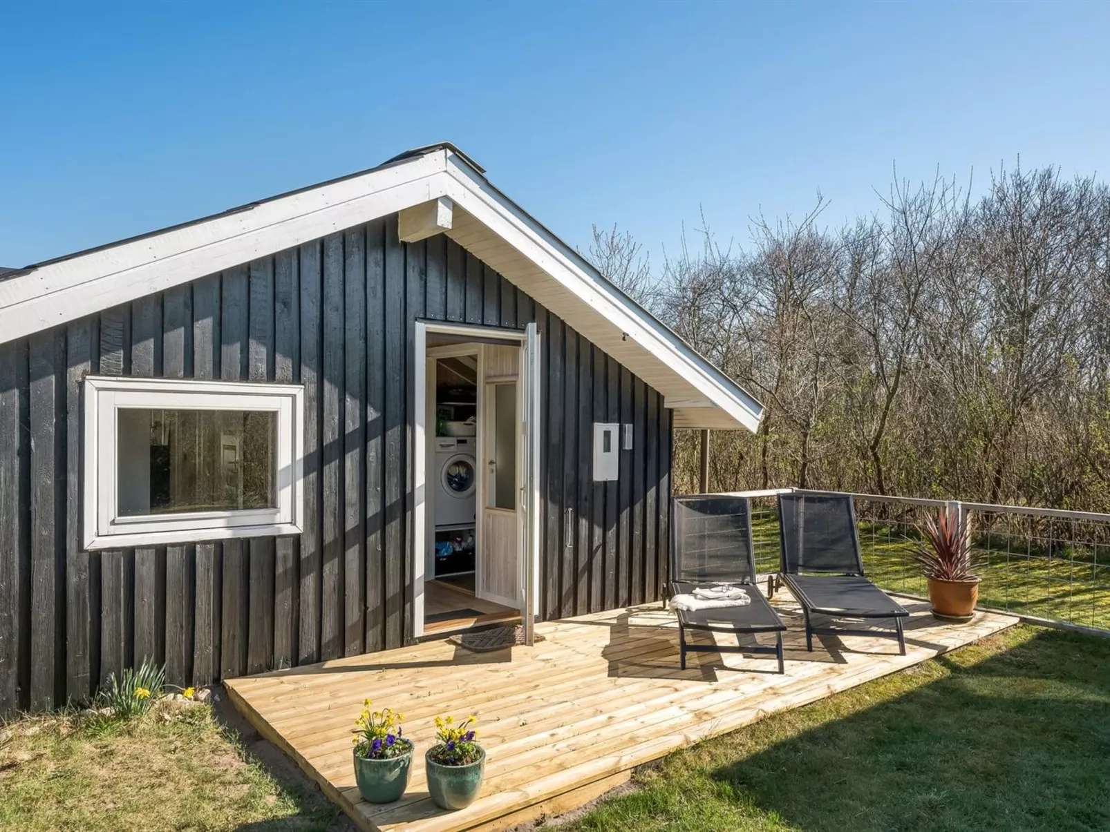 "Gunde" - 300m to the fjord-Outside