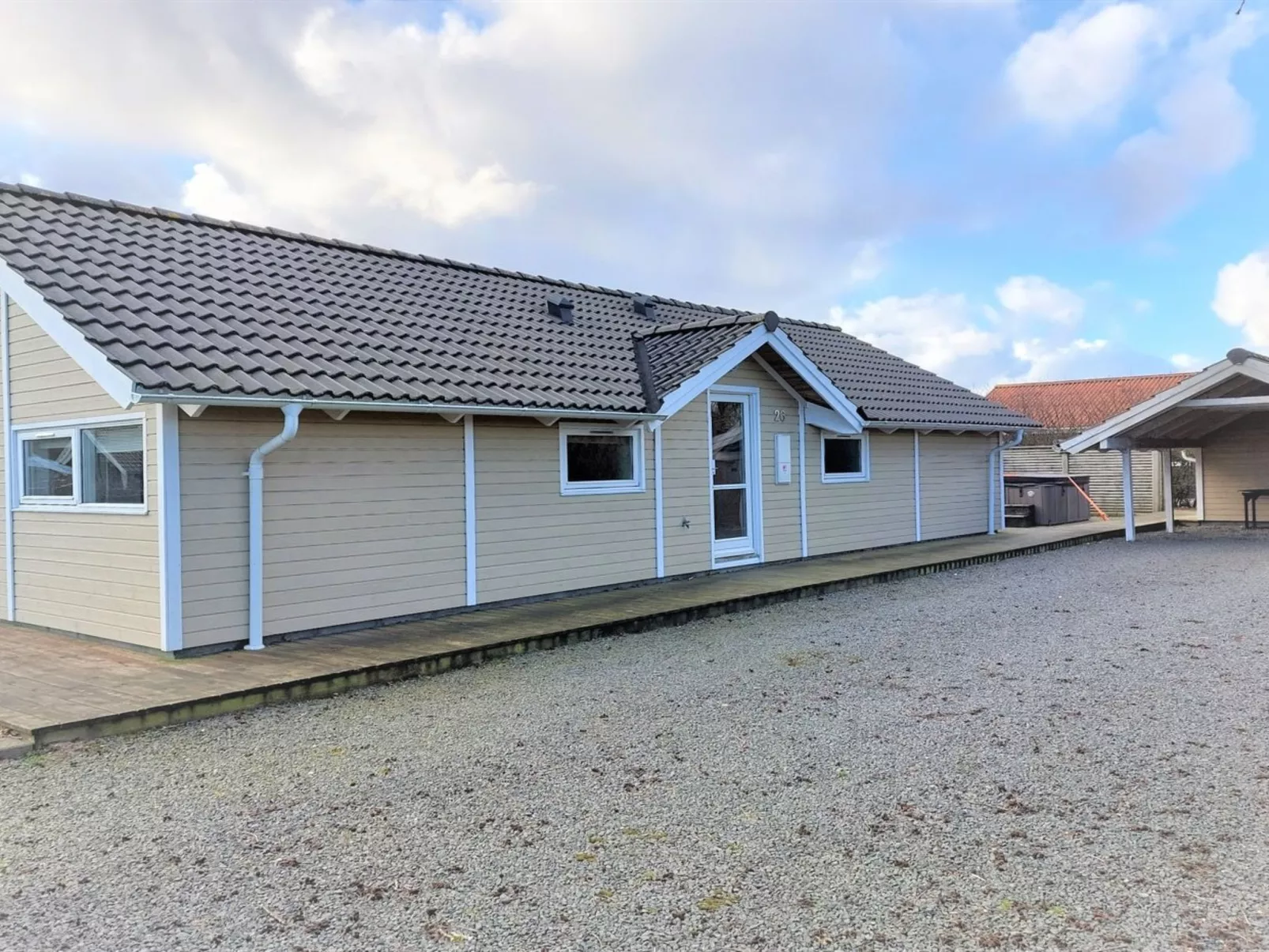 "Clarina" - 800m to the fjord-Dehors