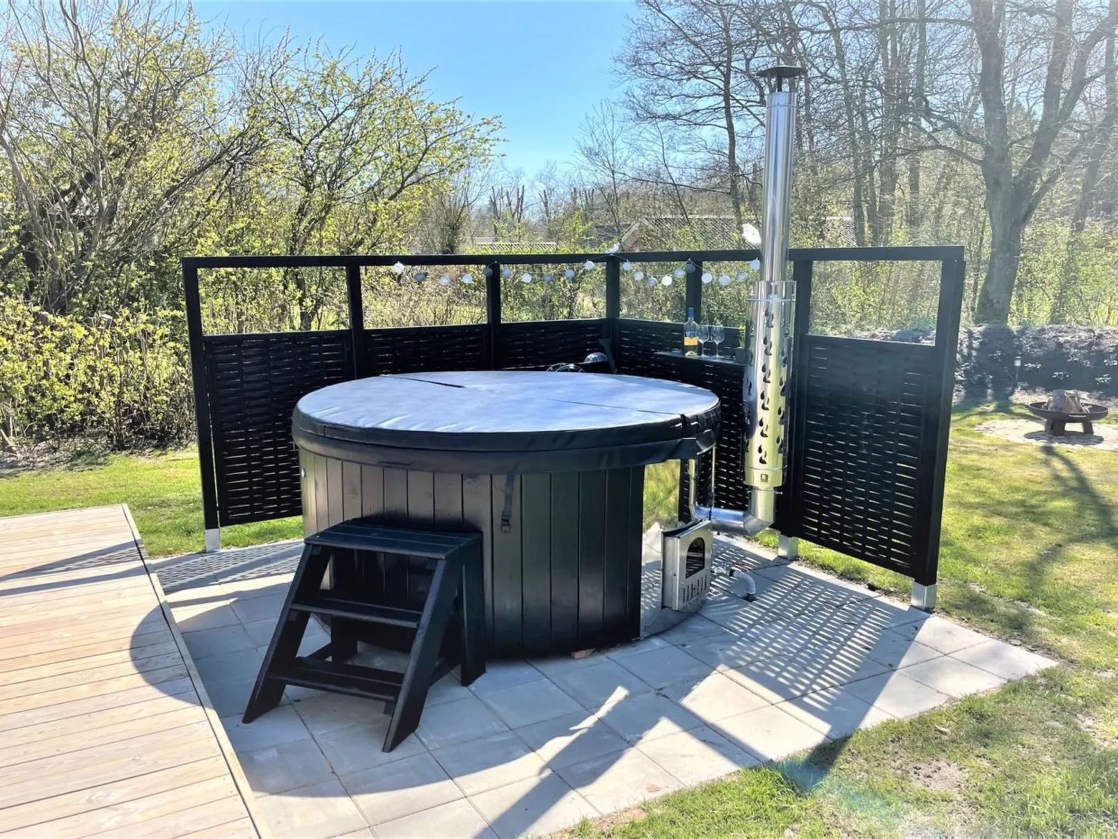 "Gustaf" - 400m to the fjord-Dedans