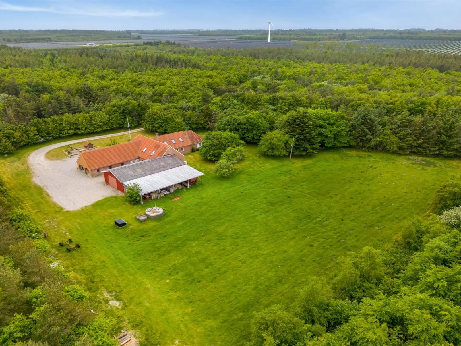 "Wilmar" - 1km to the fjord-Outside