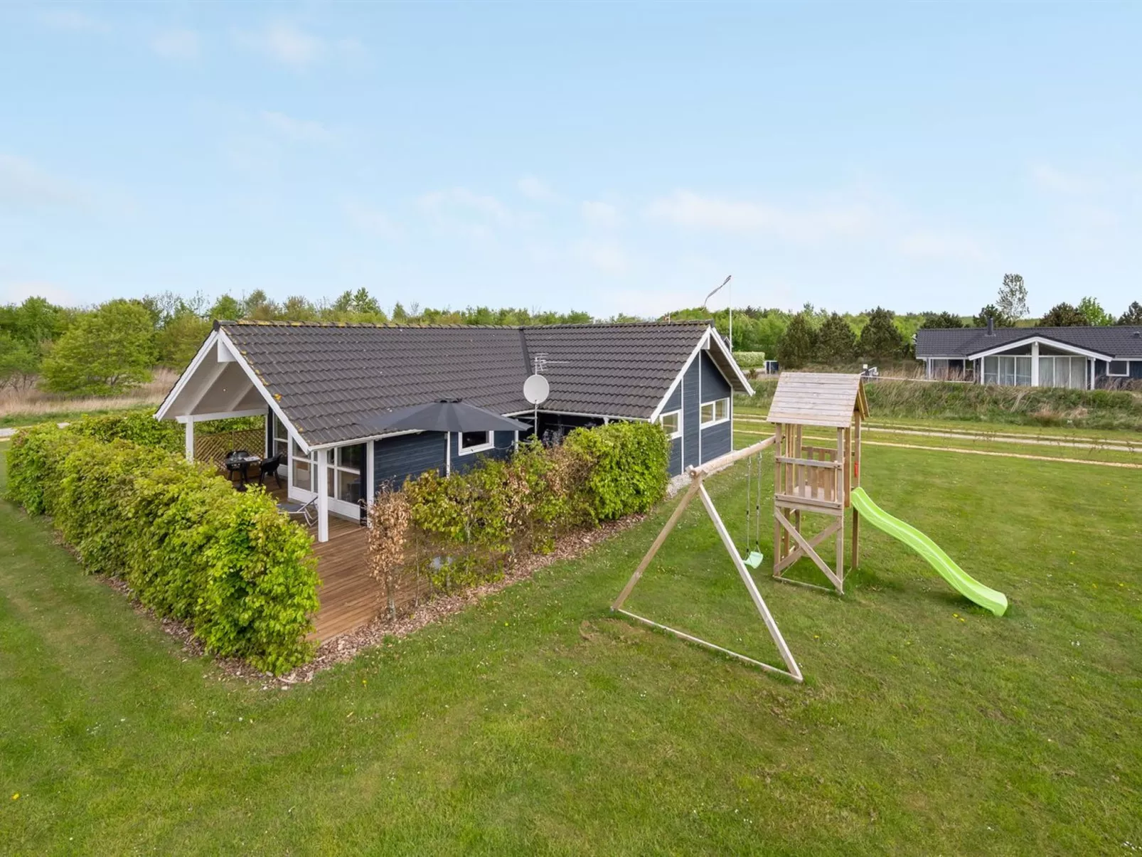 "Binna" - 1.2km to the fjord-Draußen