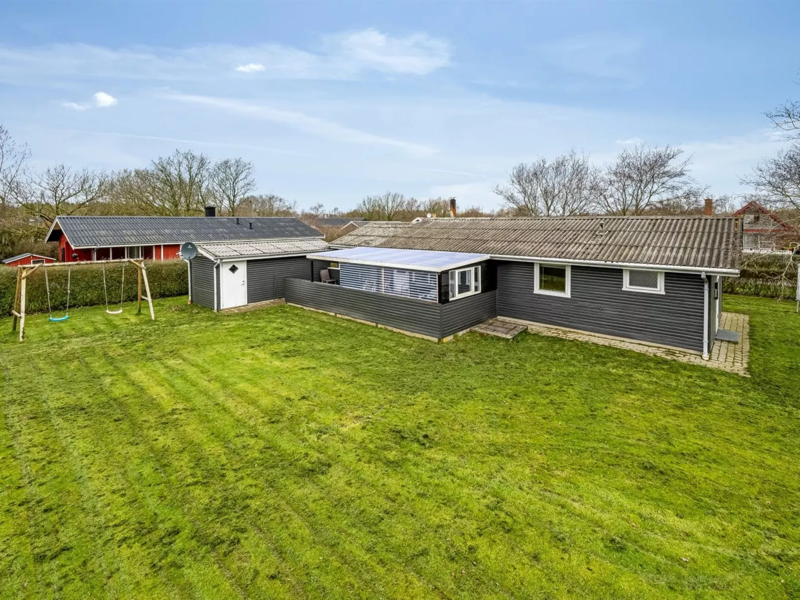 "Hoghni" - 850m to the fjord-Outside