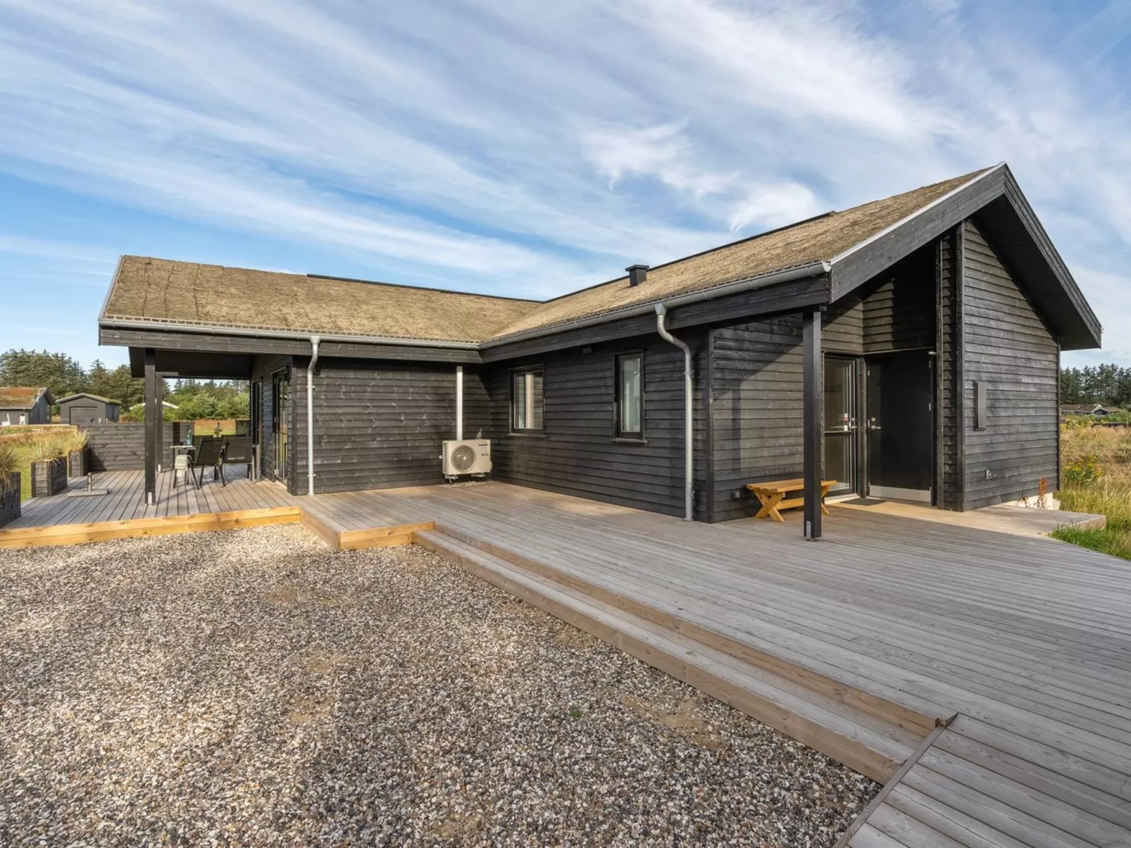 "Carla" - 1.5km from the sea-Outside