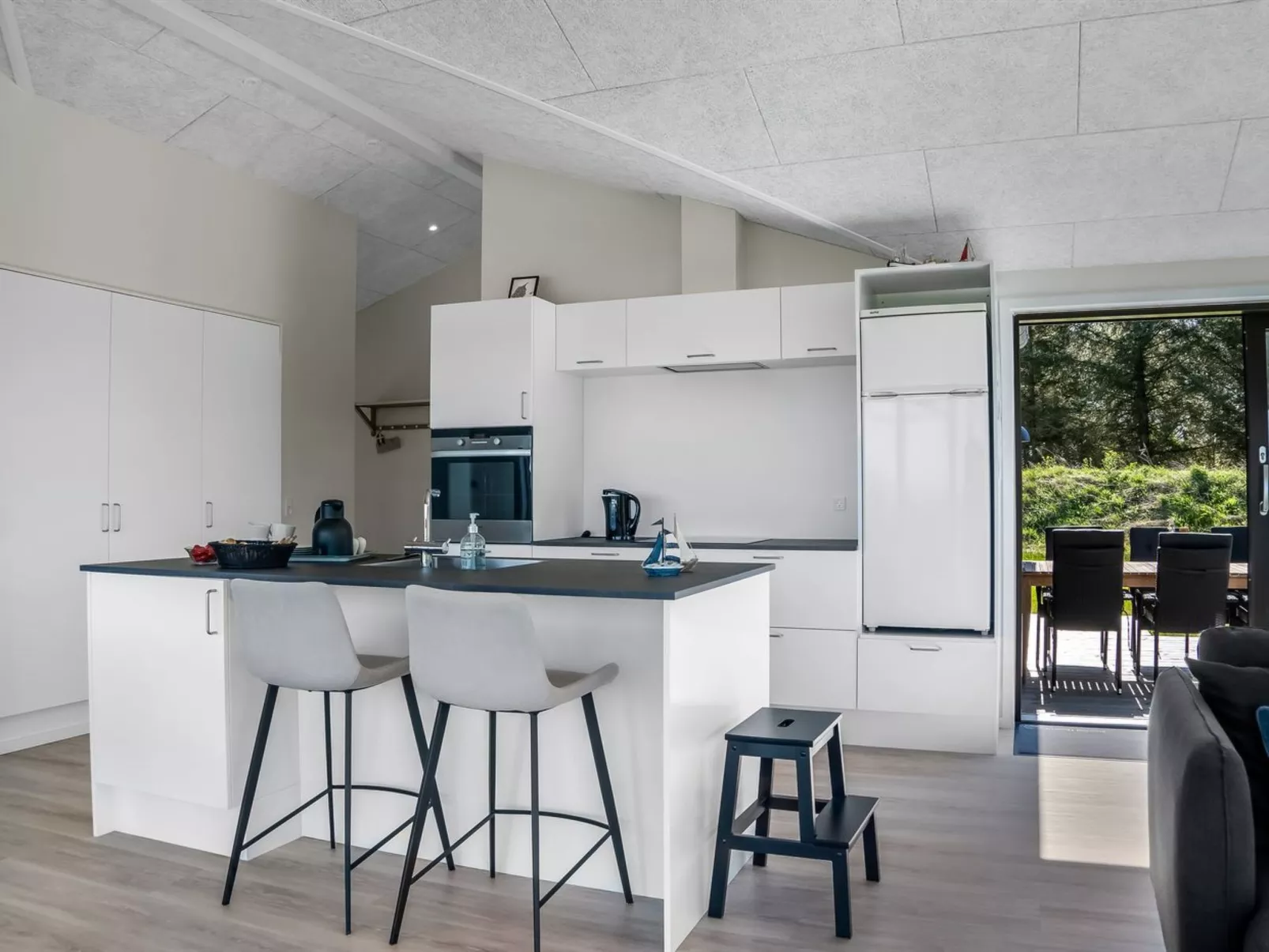 "Merete" - 900m from the sea-Drinnen