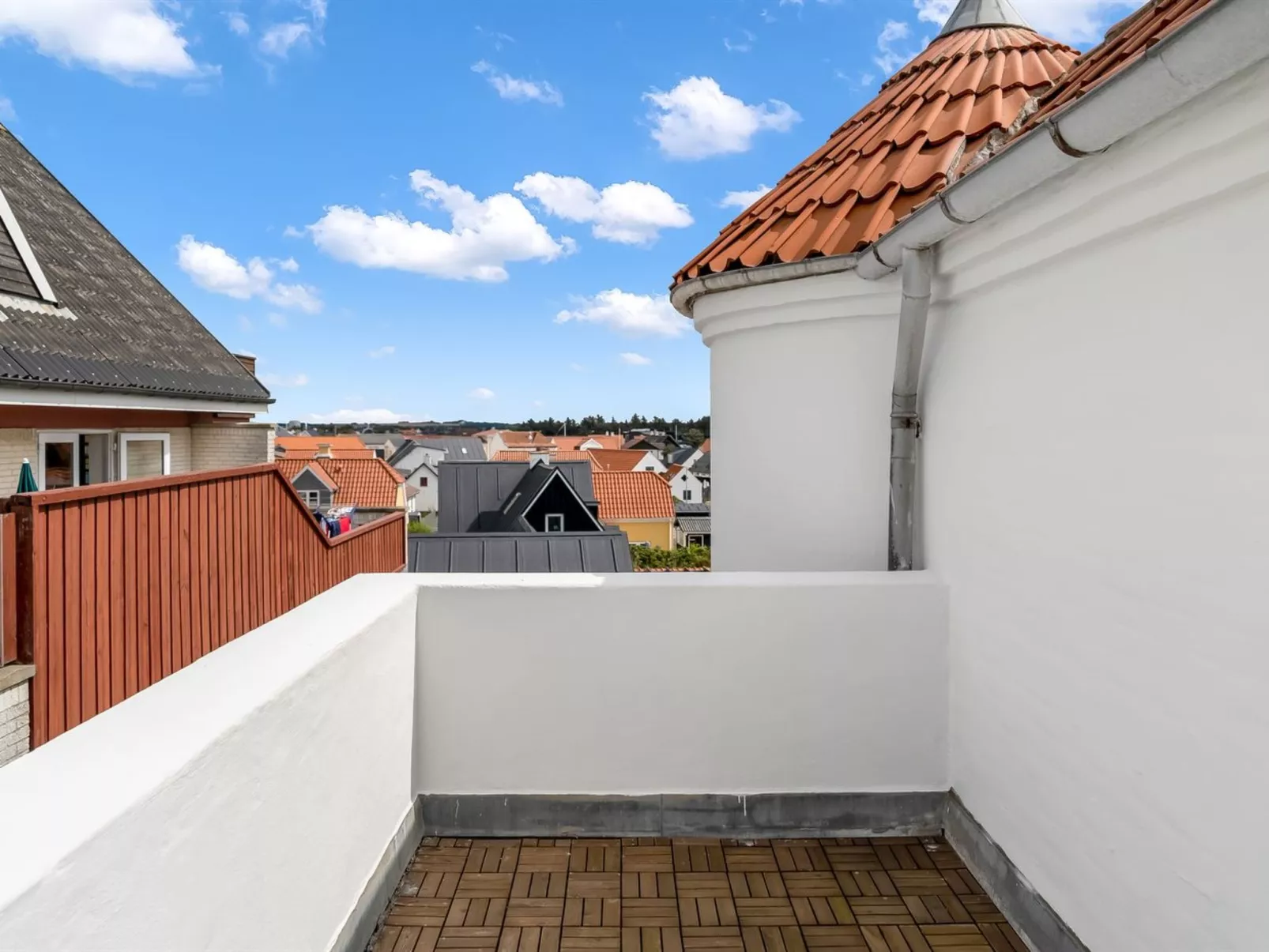 "Edmond" - 150m from the sea-Outside