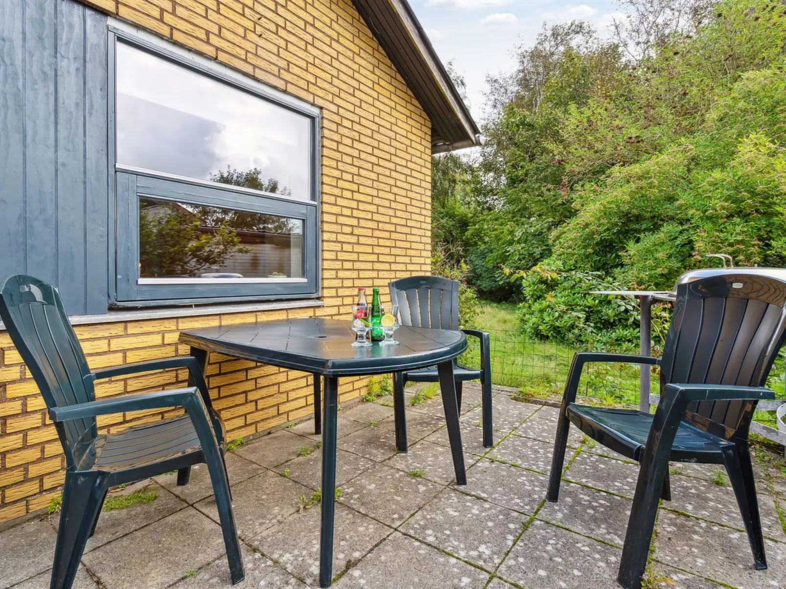 "Magh" - 9.8km from the sea-Outside