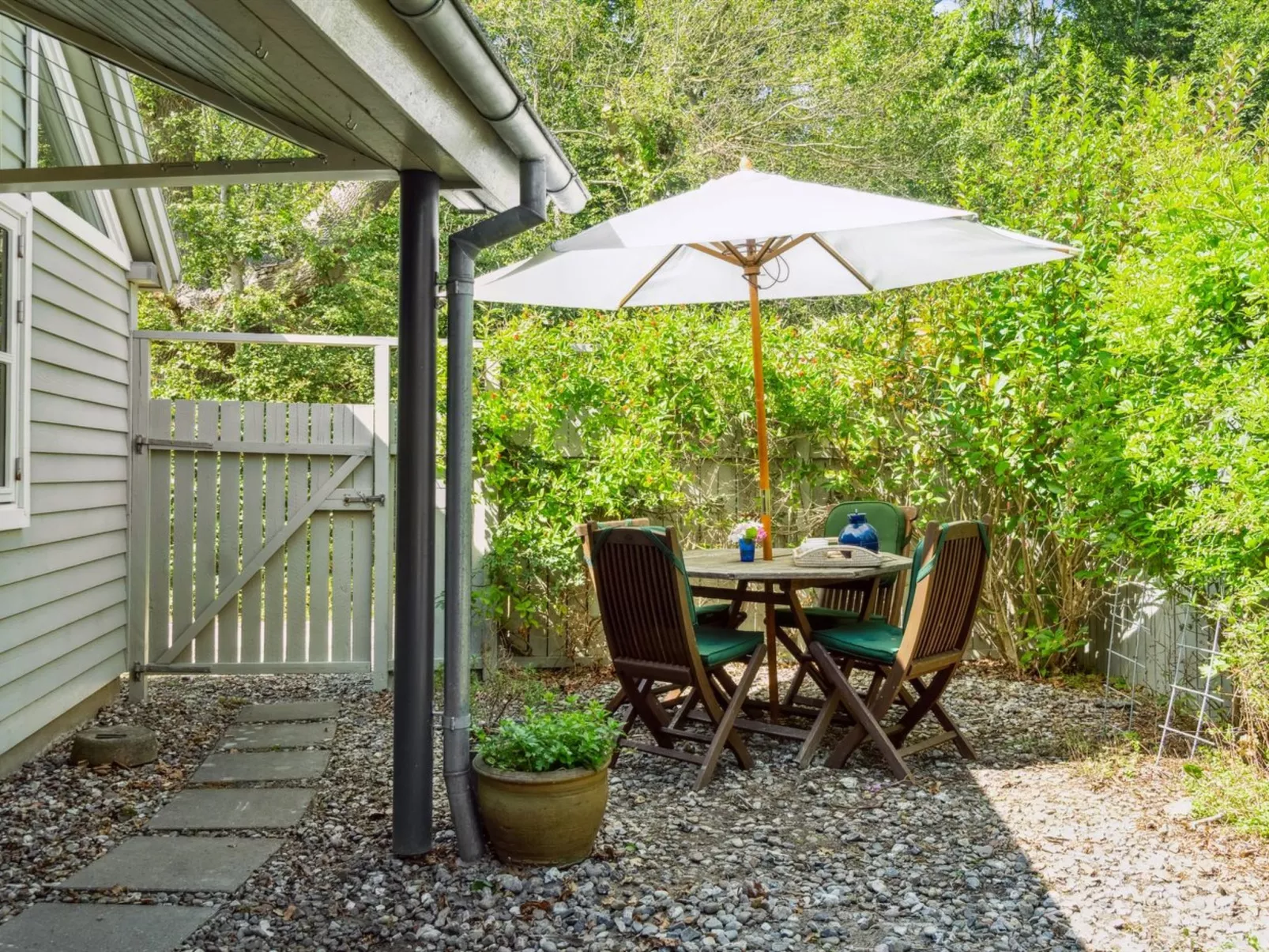 "Snari" - 10m from the sea-Draußen