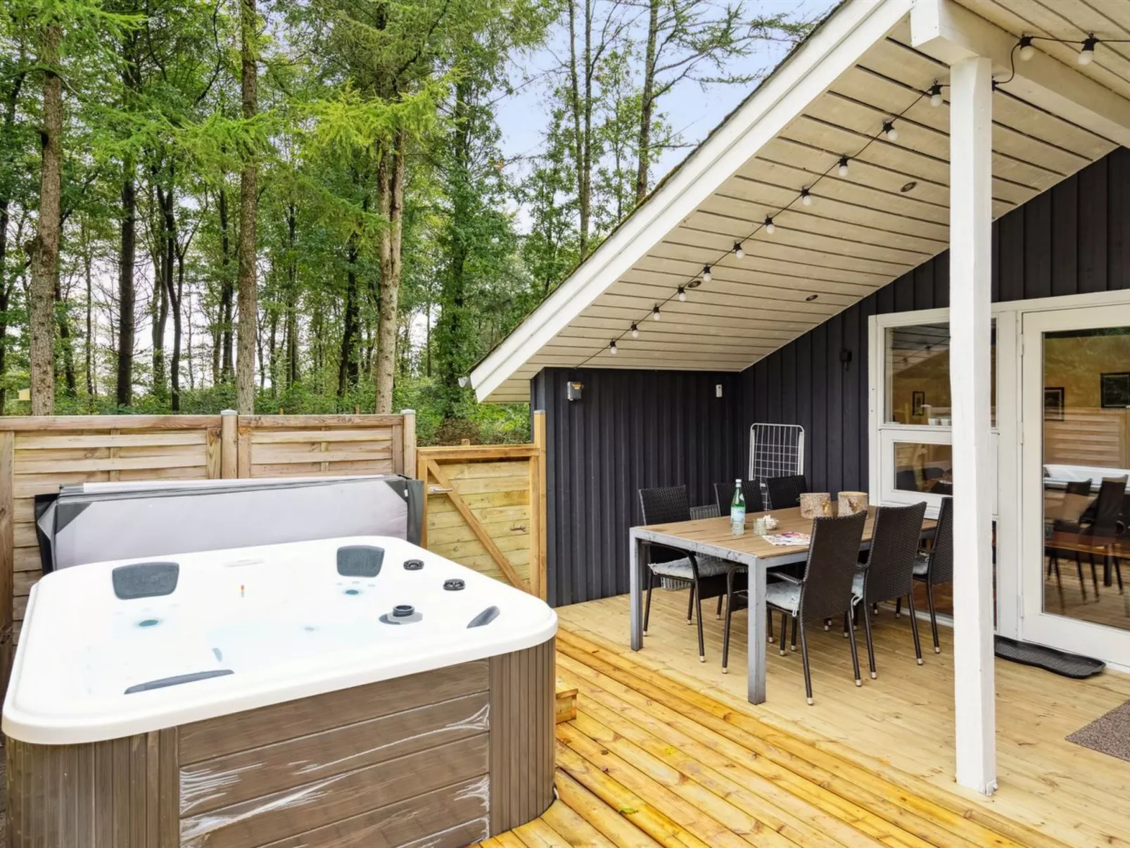 "Brynhild" - 30km from the sea-Draußen