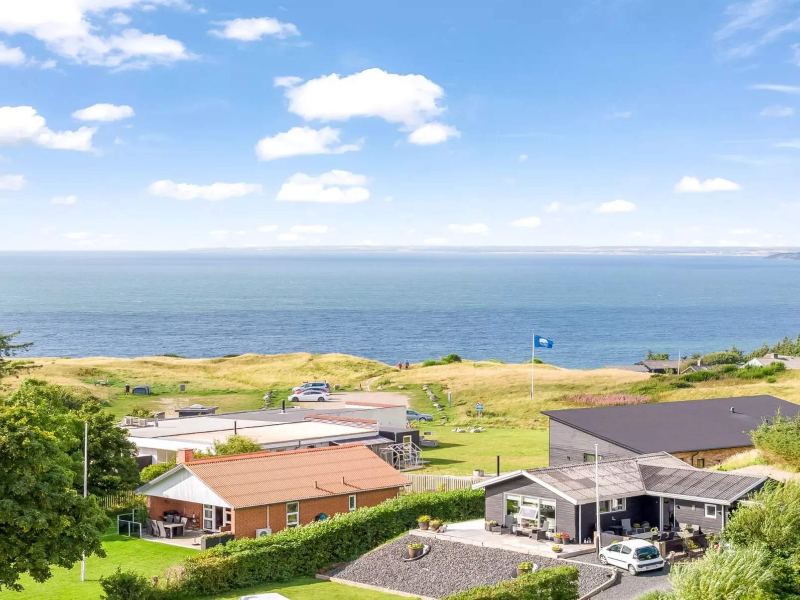 "Dimo" - 300m to the fjord-Outside