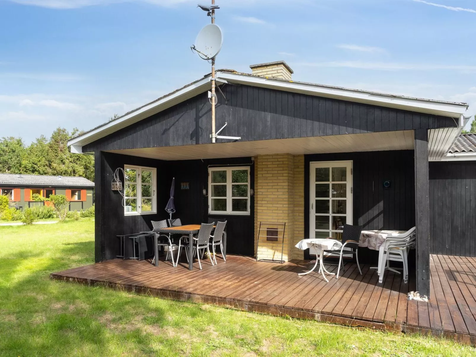 "Brunhilde" - 850m from the sea-Outside