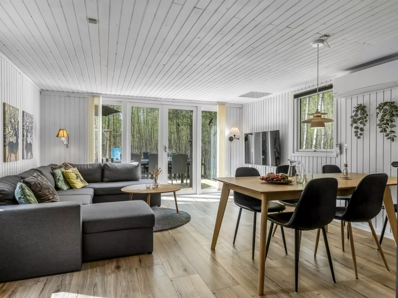 "Tellervo" - 1.5km from the sea-Dedans