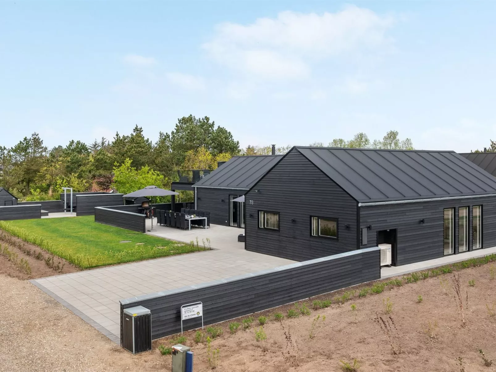 "Jonne" - 200m to the fjord-Draußen