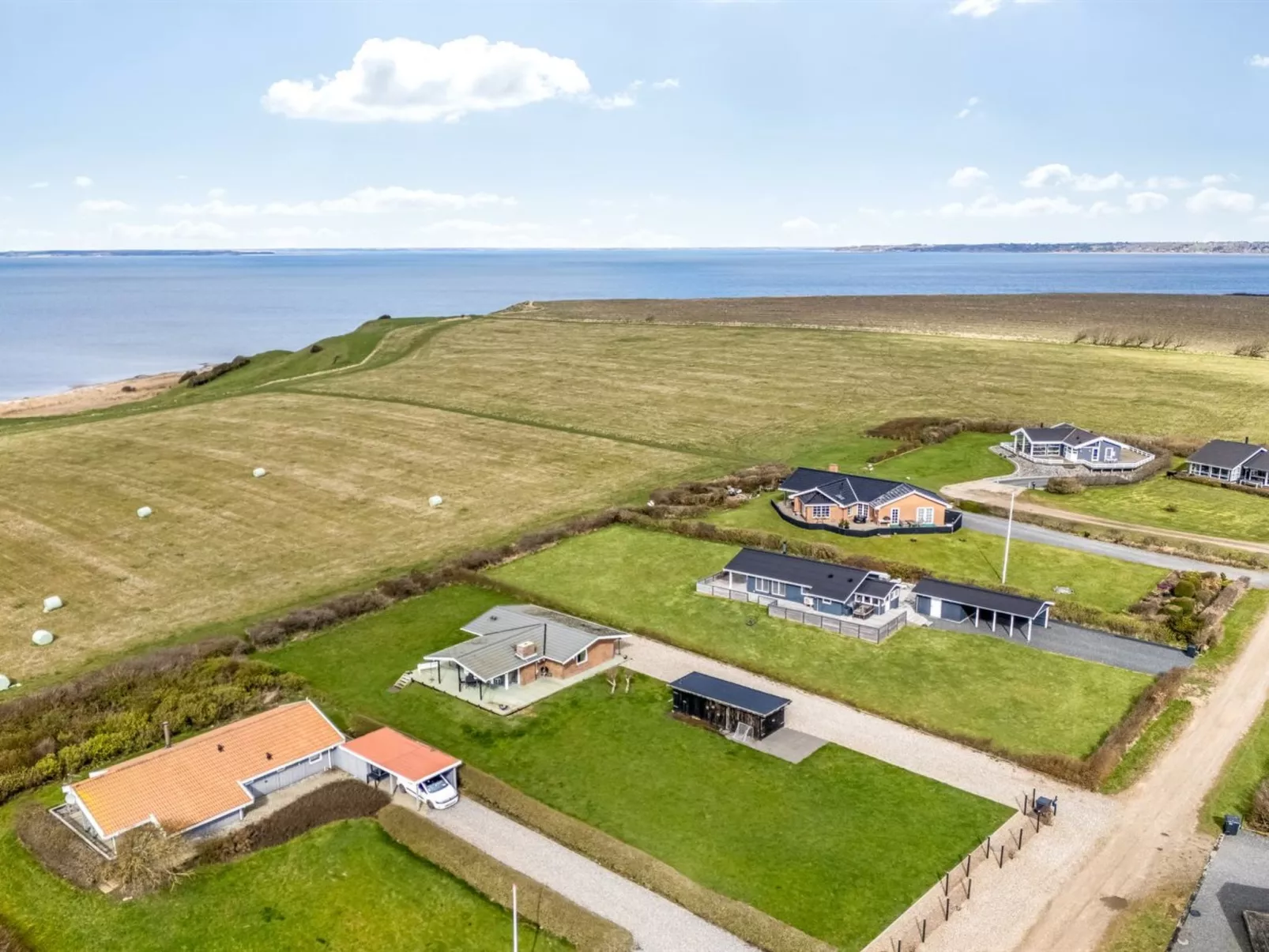 "Kirsa" - 200m to the fjord-Dehors