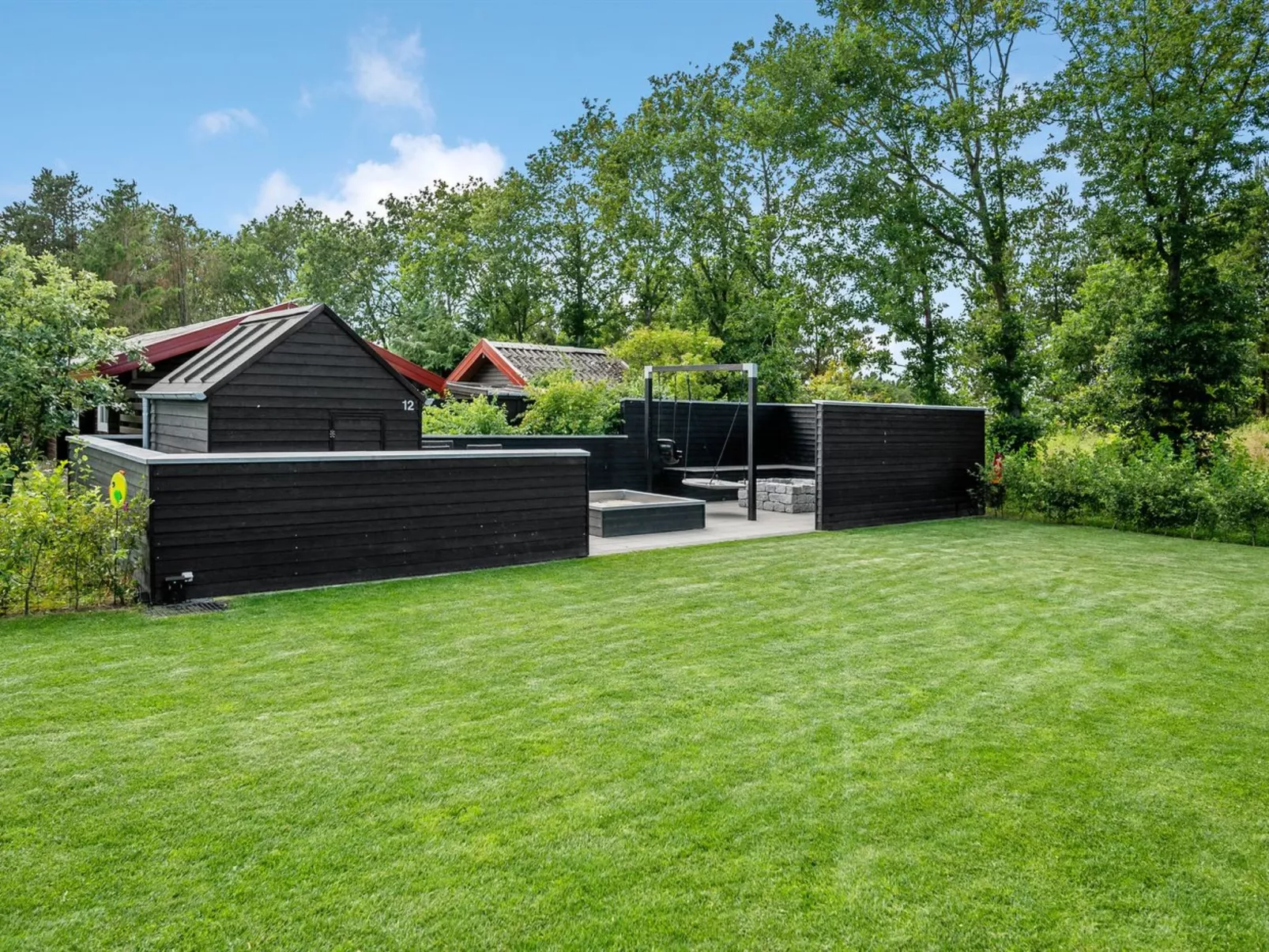 "Henrikke" - 500m to the fjord-Dehors