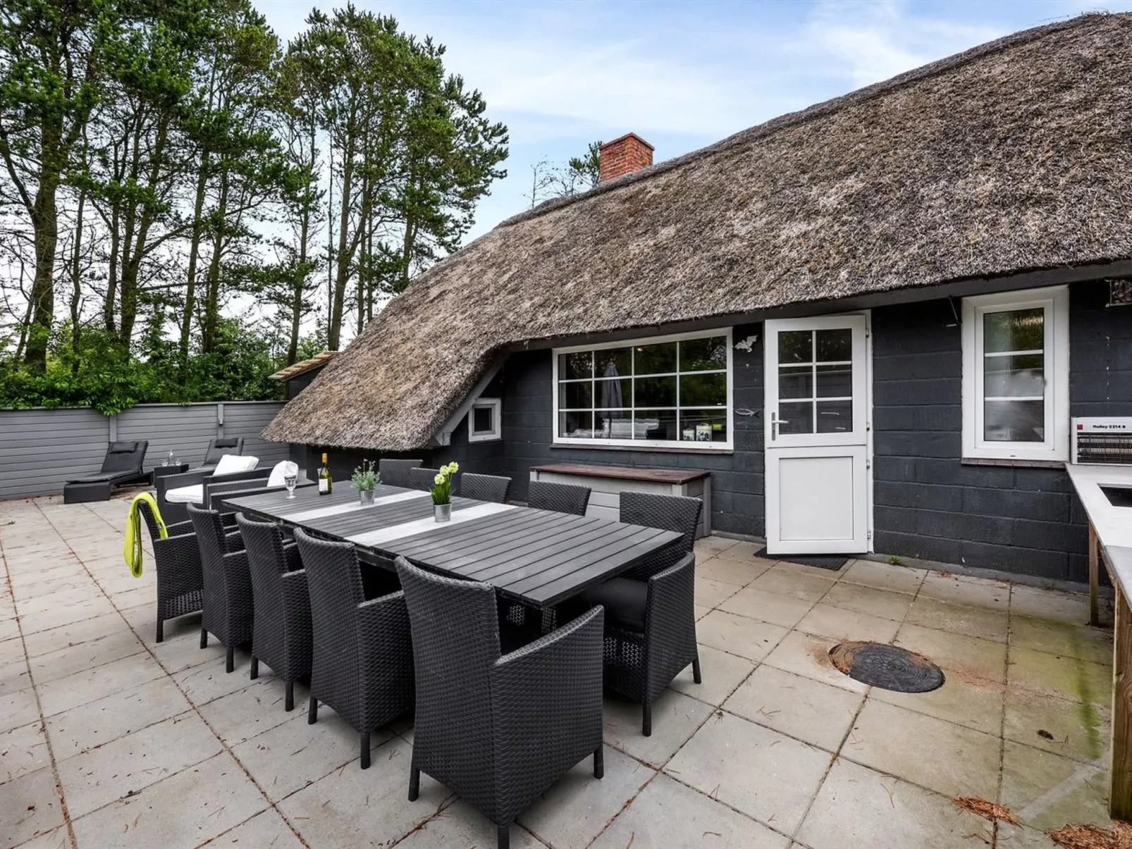 "Annelisa" - 200m to the fjord-Outside