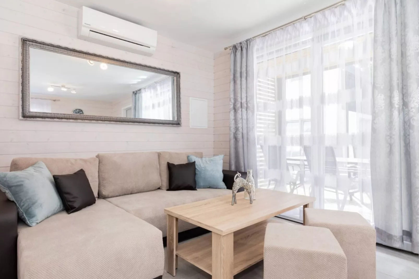 Domki letniskowe niedziela-niedziela Pobierowo-Wohnzimmer