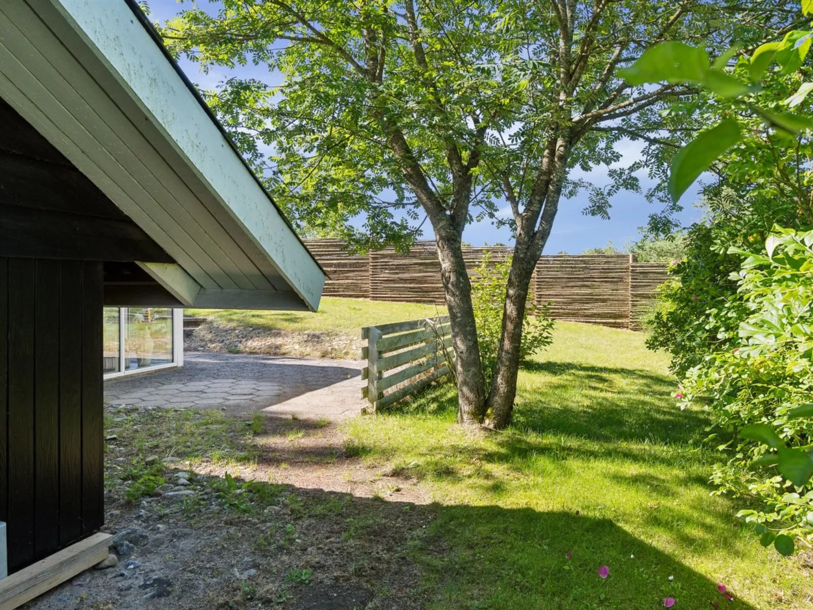 "Laurens" - 800m from the sea-Outside